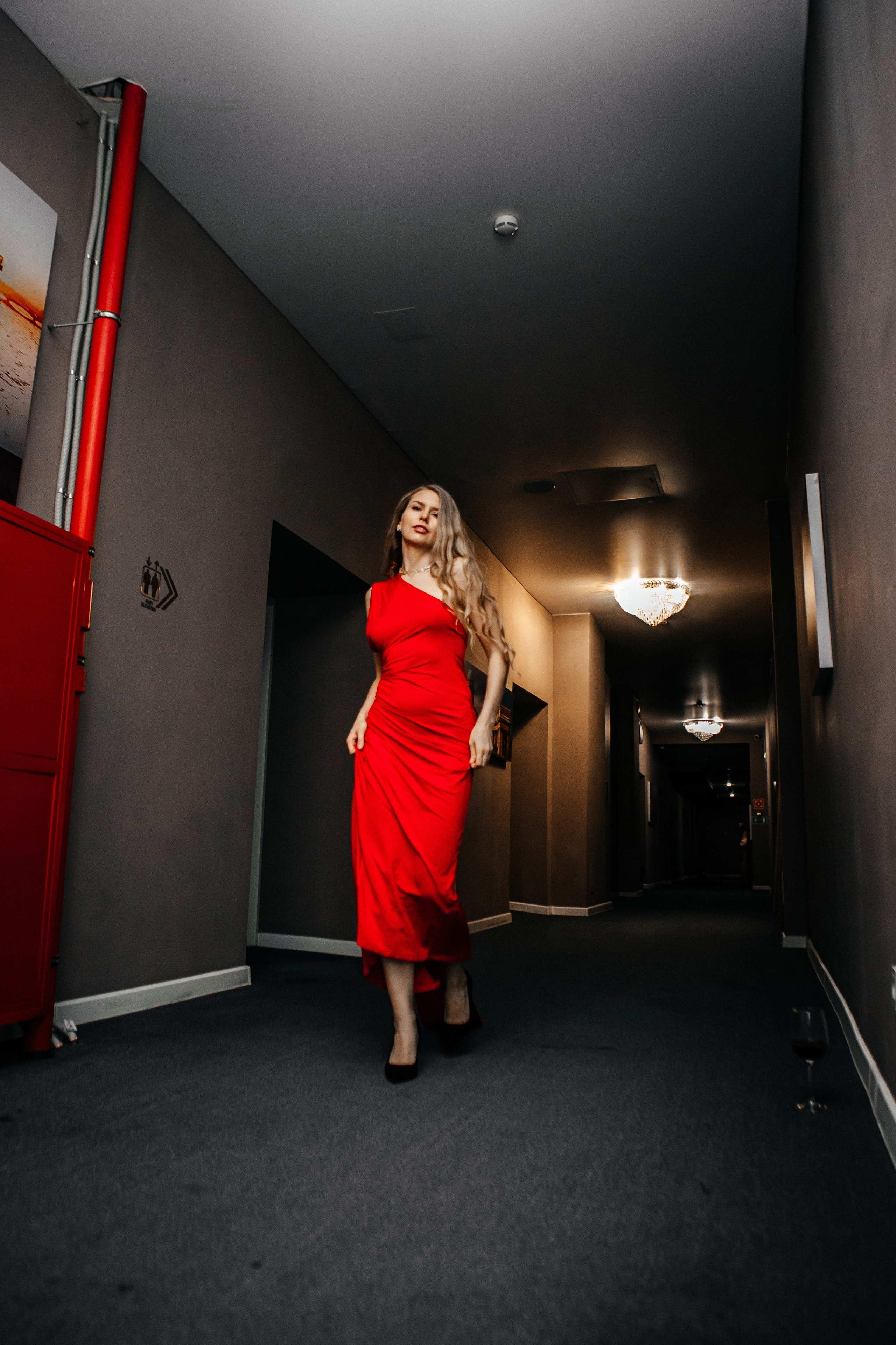 Анастасия в отеле Kempf. Elena Sova — семейный и женский фотограф в Санкт-Петербурге