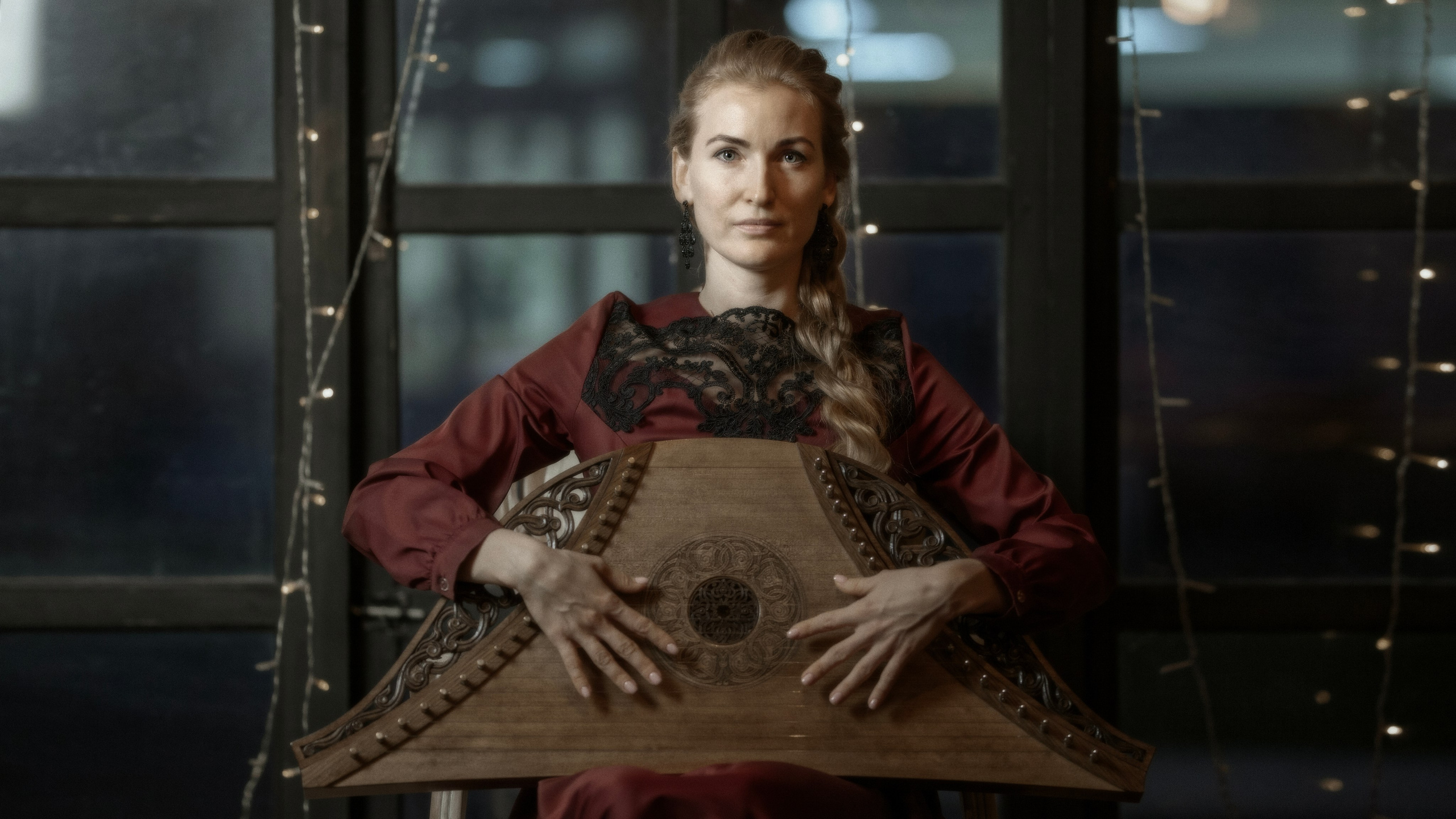 ПОРТРЕТ С ГУСЛЯМИ. Фотограф и Видеограф Артур Гимаев