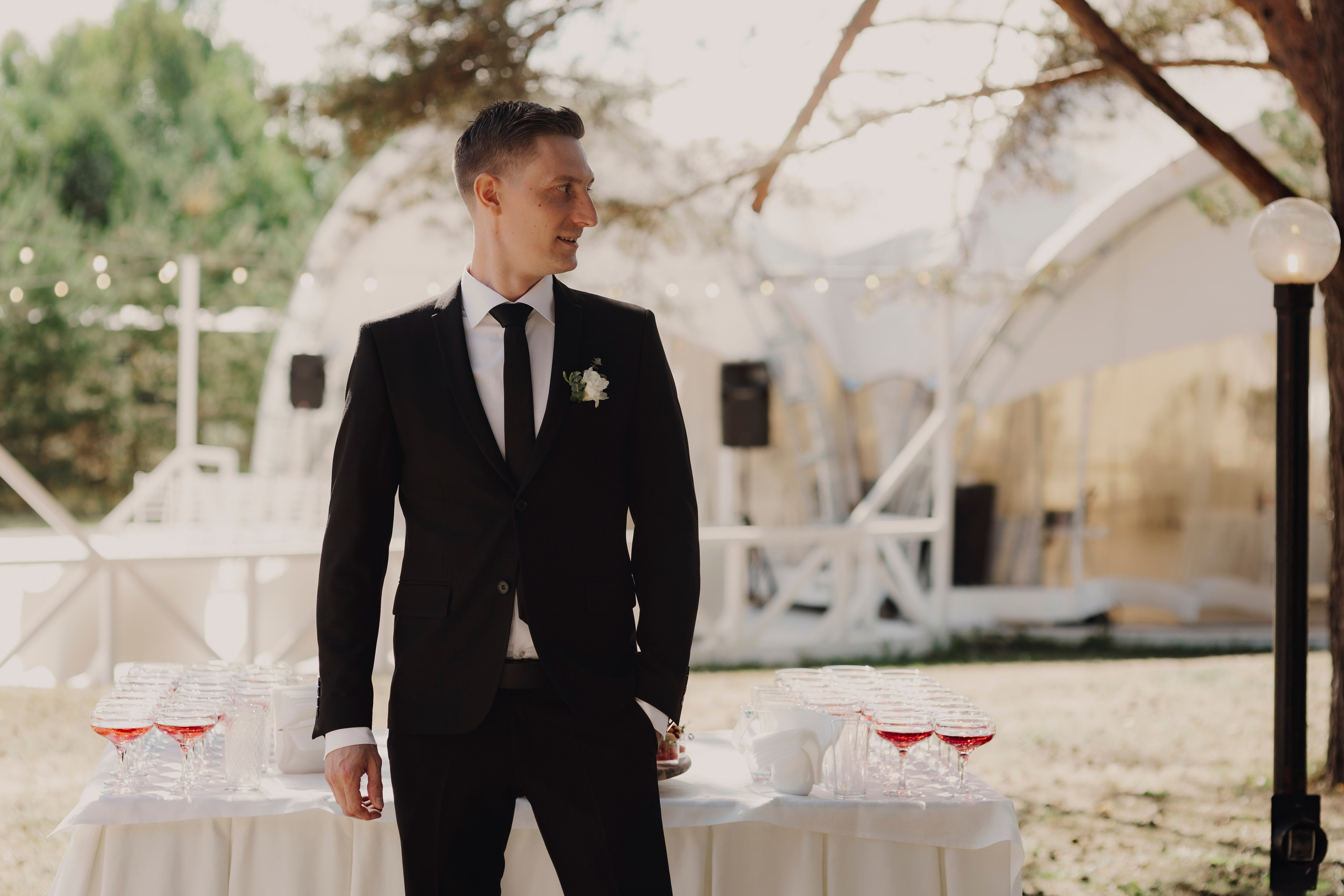 Фотосъемка полного свадебного дня с выездной регистрацией в Ижевске. Свадебный и портретный фотограф в Ижевске и Санкт-Петербурге Саша Брокколи