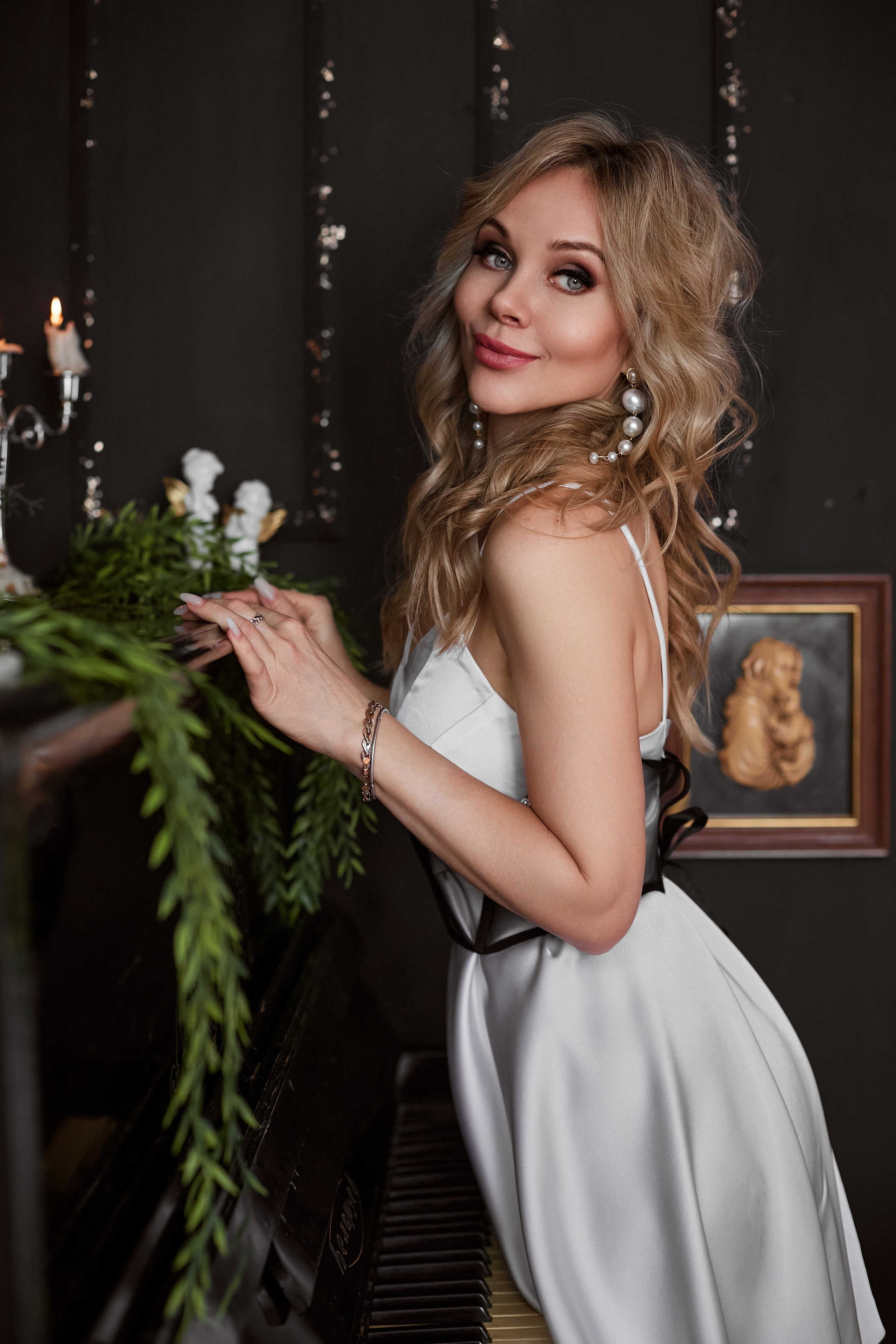 «Piano Doll». Свадебный и креативный фотограф в ЮФО и МСК