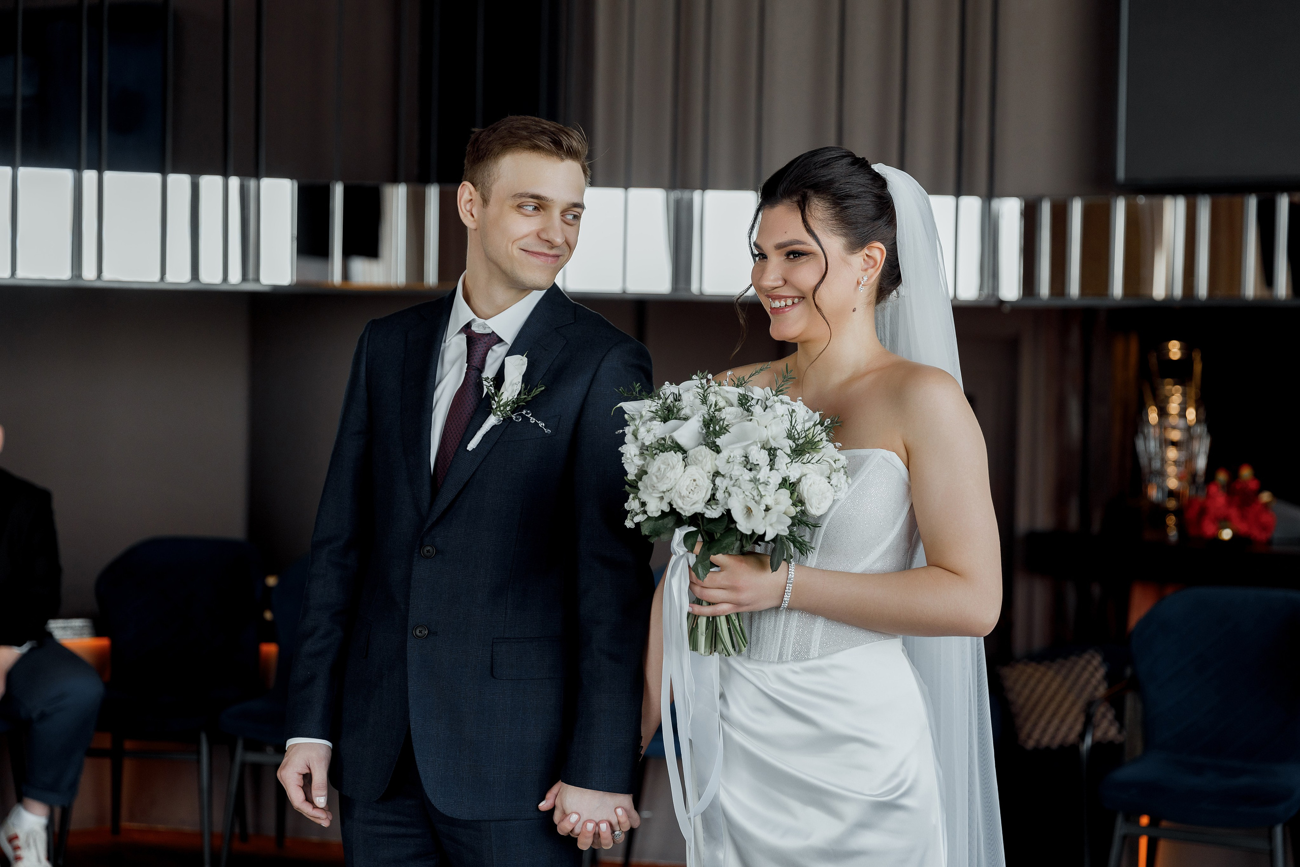 Паша&Настя (роспись Москва-сити Birds). Фотограф в Москве Юлия Хамзина