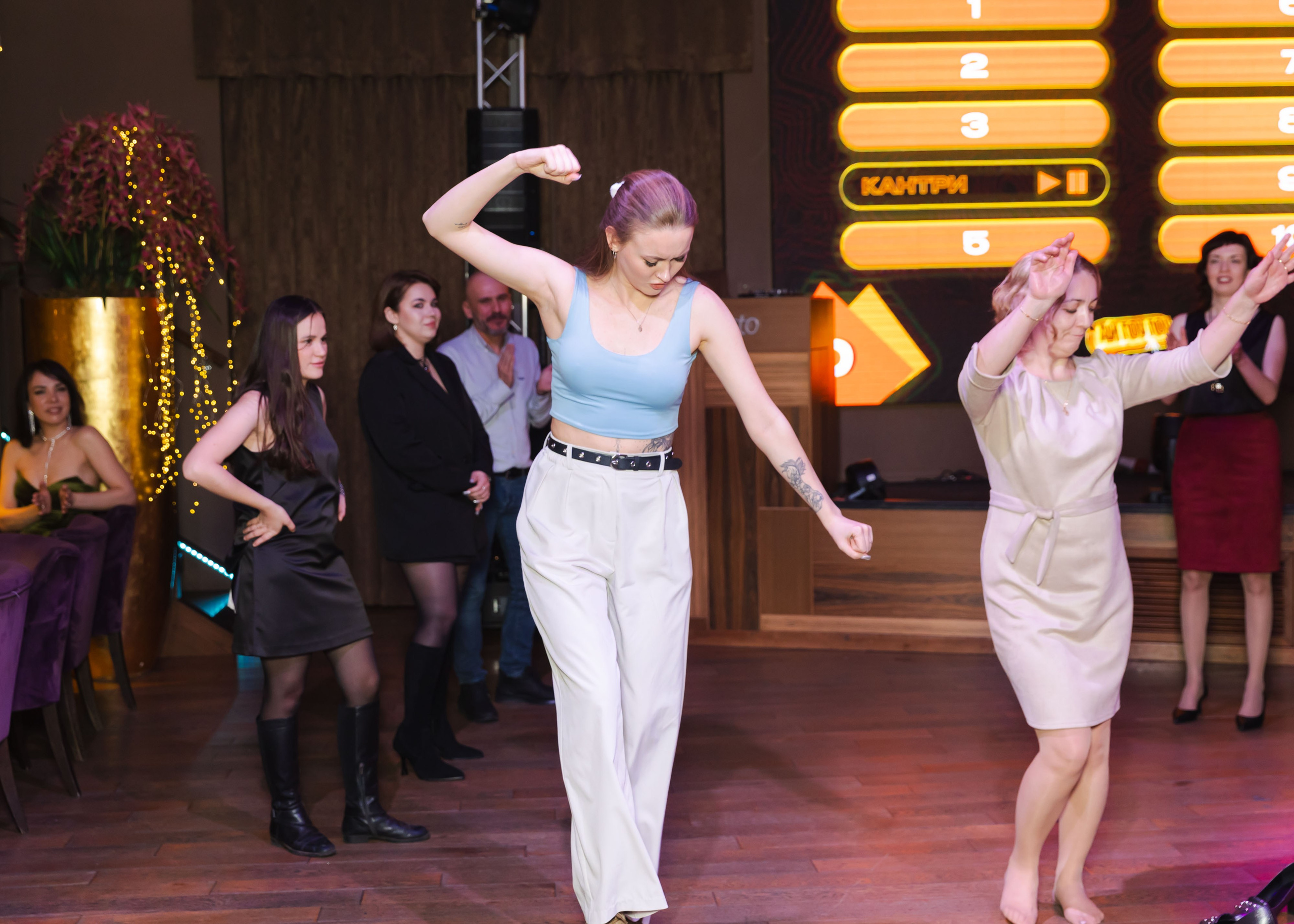 Предновогодка кипарис 2025. ФОТОГРАФ ВИНОГРАДОВА ДАРЬЯ