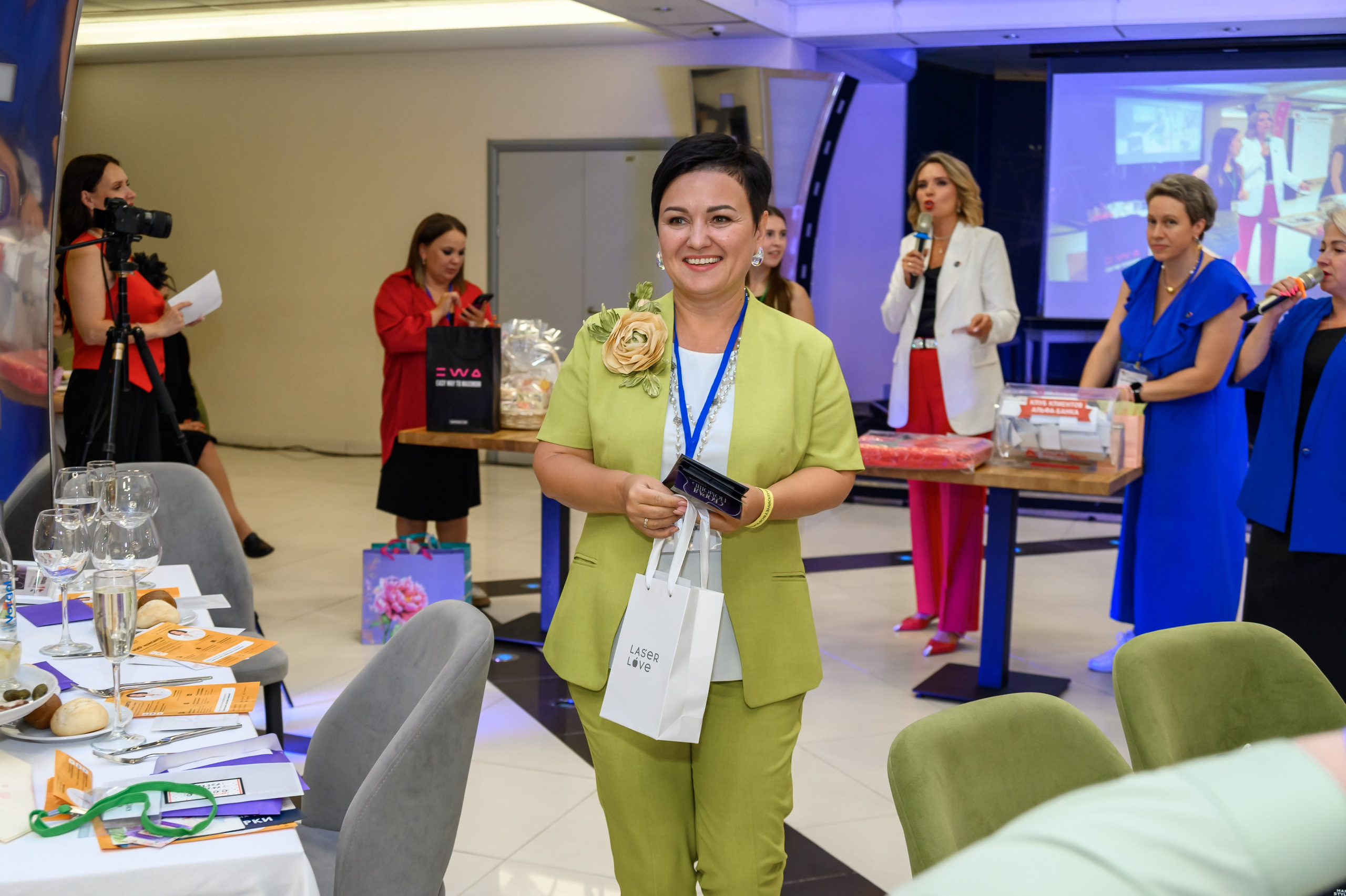 7 большой нетворкинг «МИР БИЗНЕС МАМ». Бренд фотограф Москва