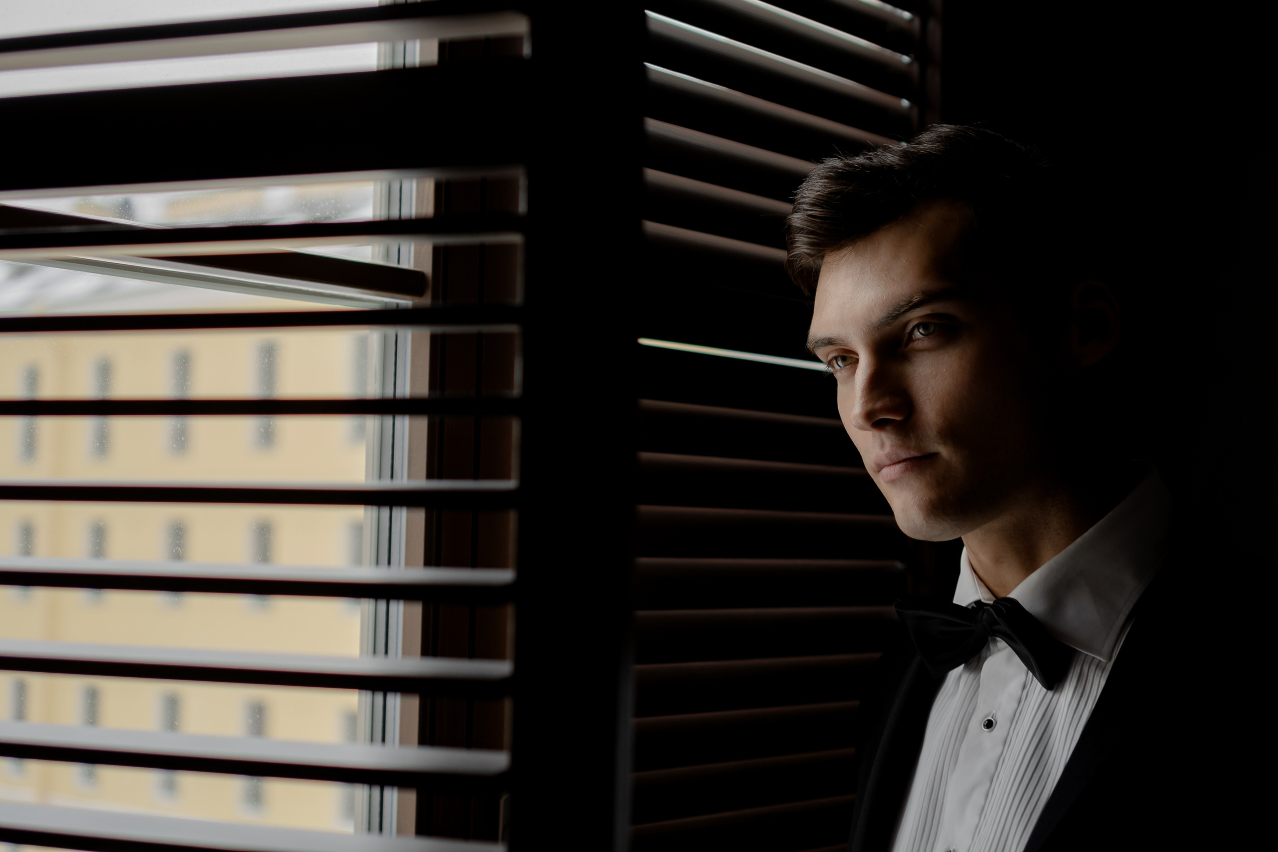 ЭЛЕГАНТНАЯ СВАДБЕНАЯ СЬЕМКА ЖЕНИХА И НЕВЕСТЫ В ДОРОГОМ ОТЕЛЕ САНКТ-ПЕТЕРБУРГА. Профессиональный фотограф, Санкт-Петербург — Виктория Богомолова