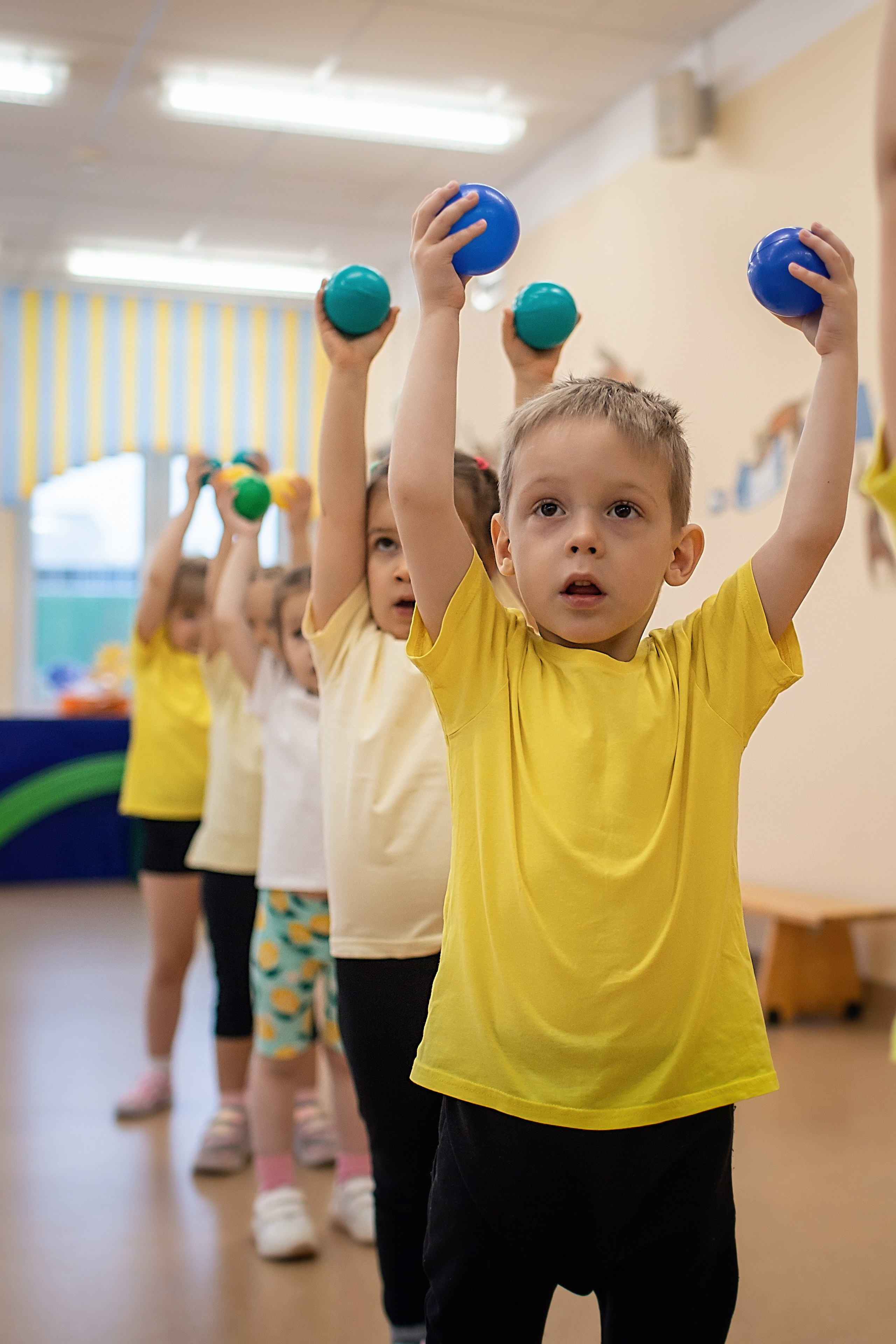 День в саду_Зима_2023 год. Семейный фотограф в Санкт-Петербурге