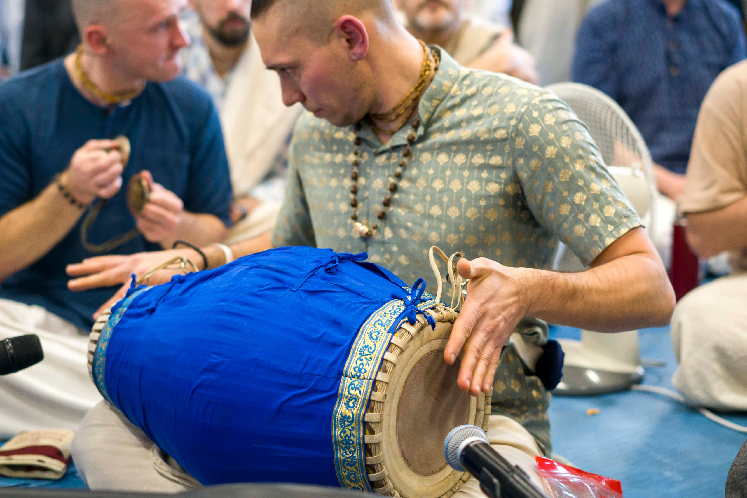 Нитьянанда Трайодаши 2026. Фотограф в Санкт-Петербурге. Репортажная и все съёмки для бизнеса