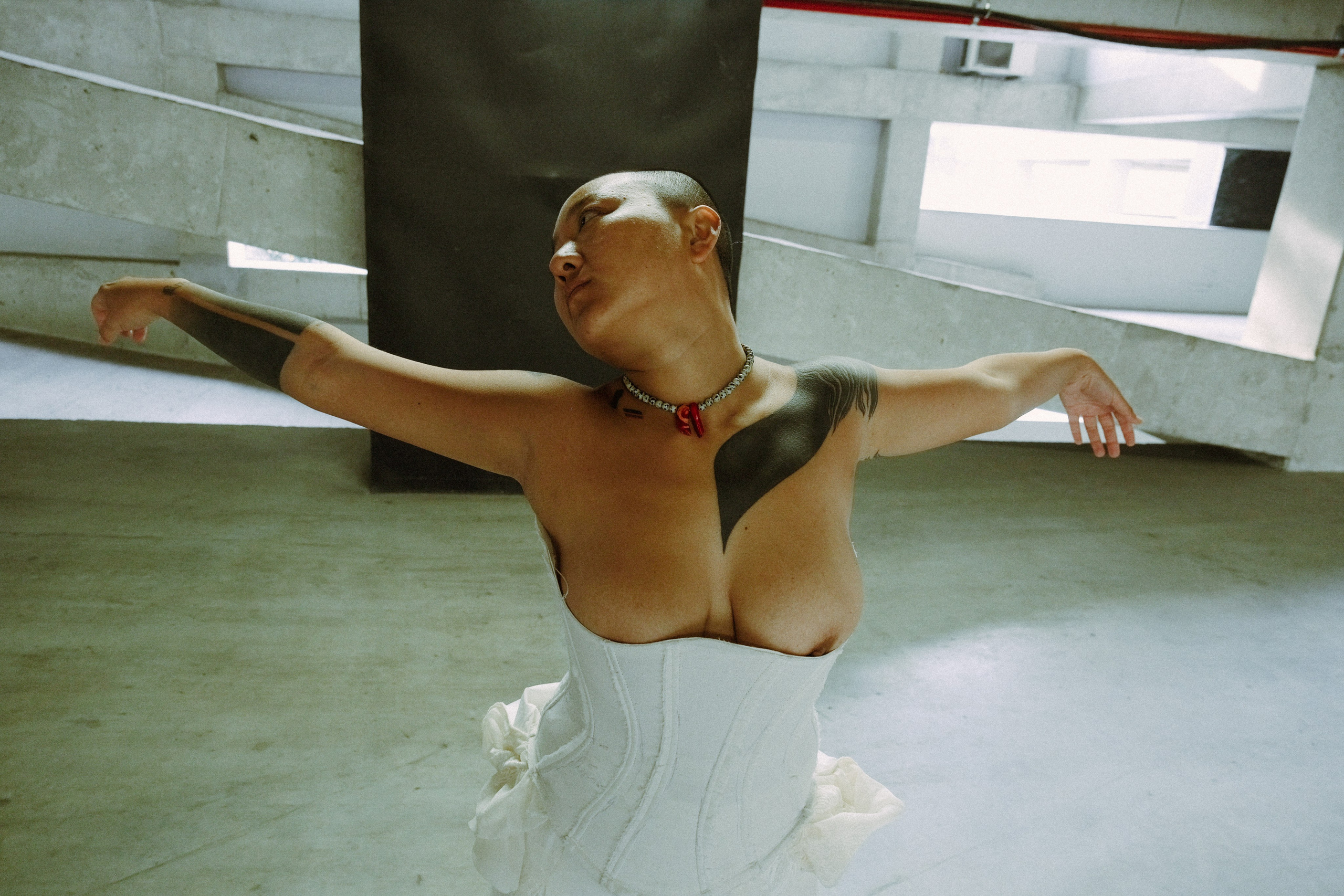 Tibetan girl. Photographer Tbilisi