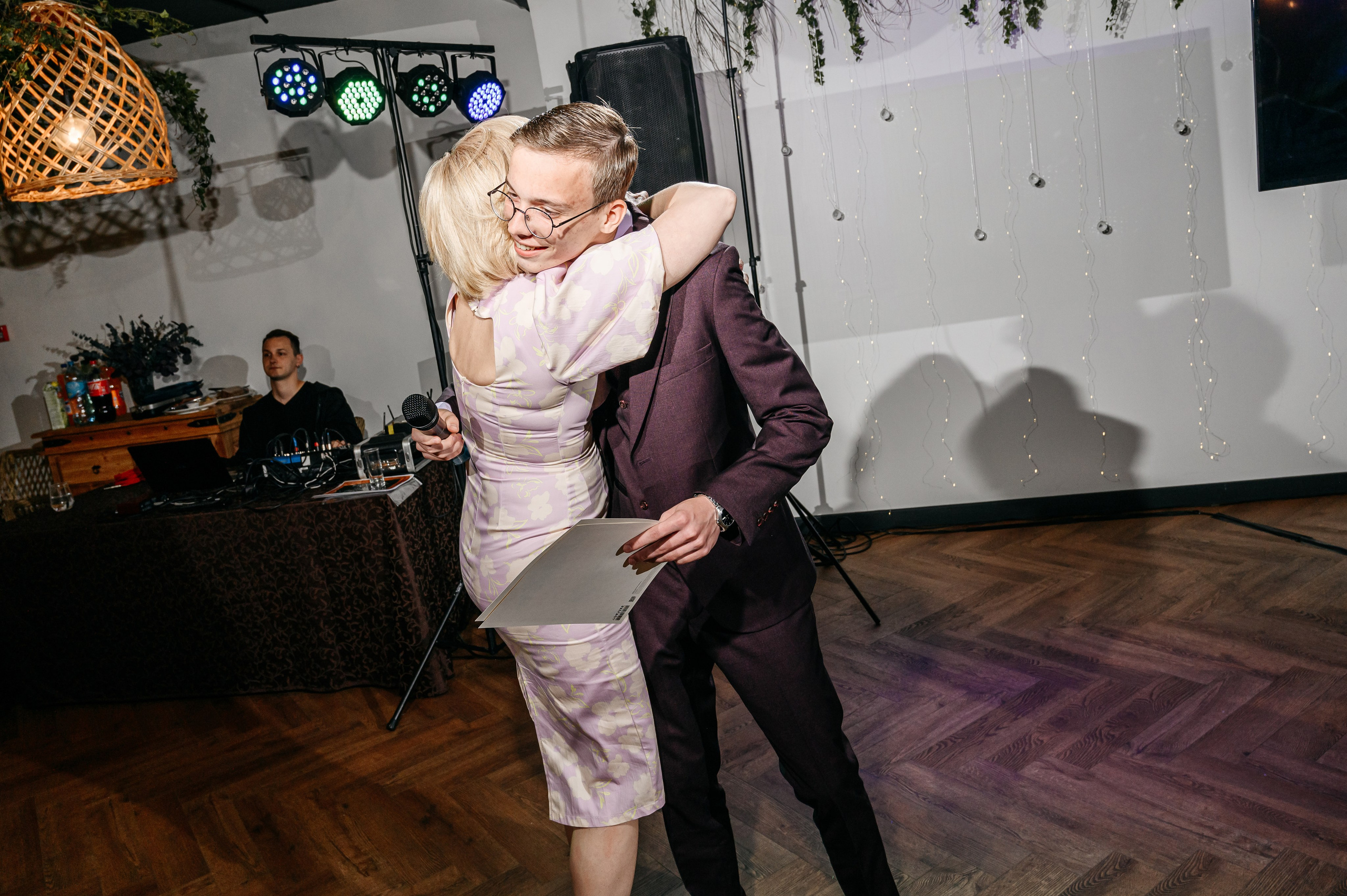 Выпускной Школа № 7. Фотограф Владивосток. Игорь Кирсанов