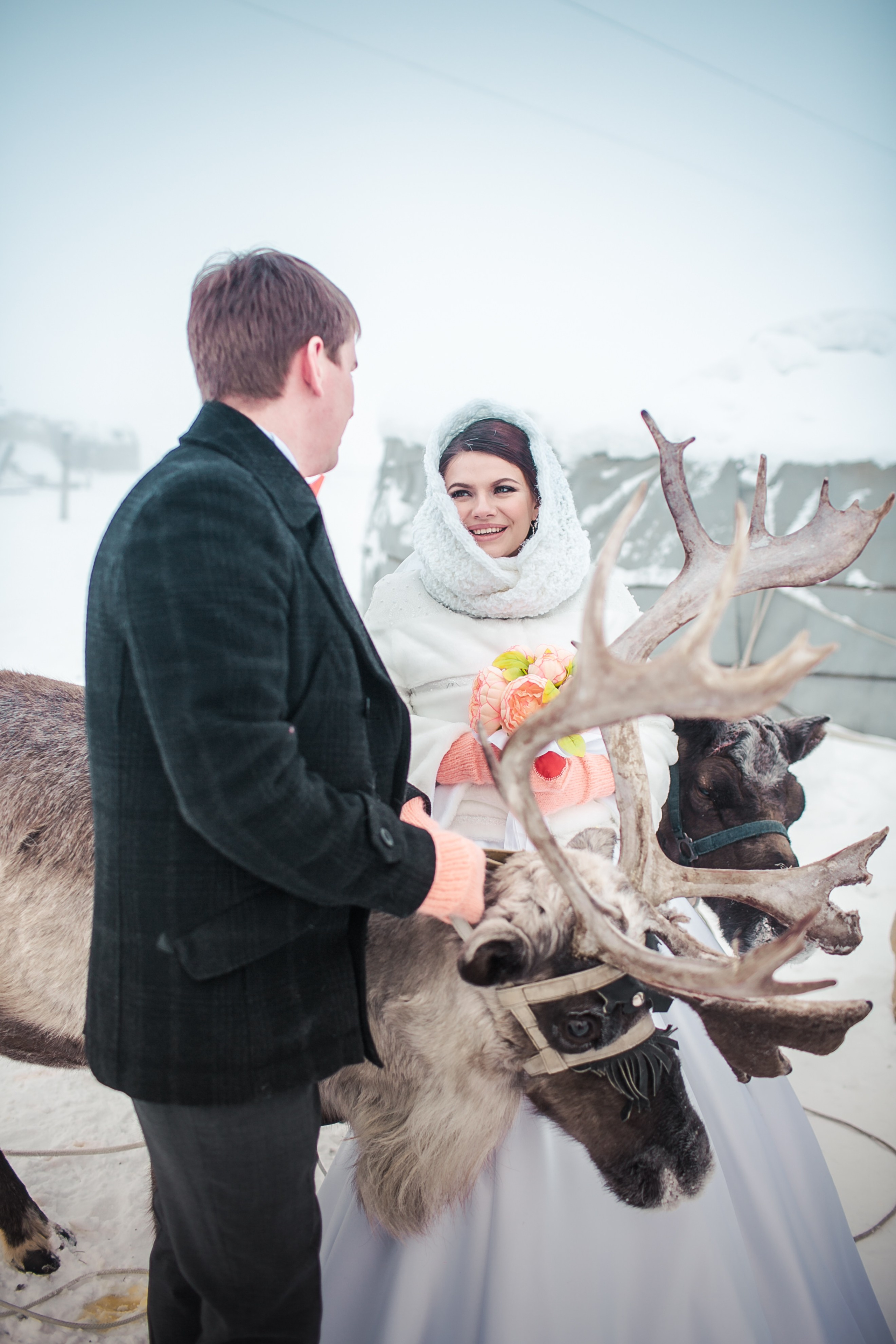 Зимнее свадебное фото. Фотограф Надежда Куин, Якутск