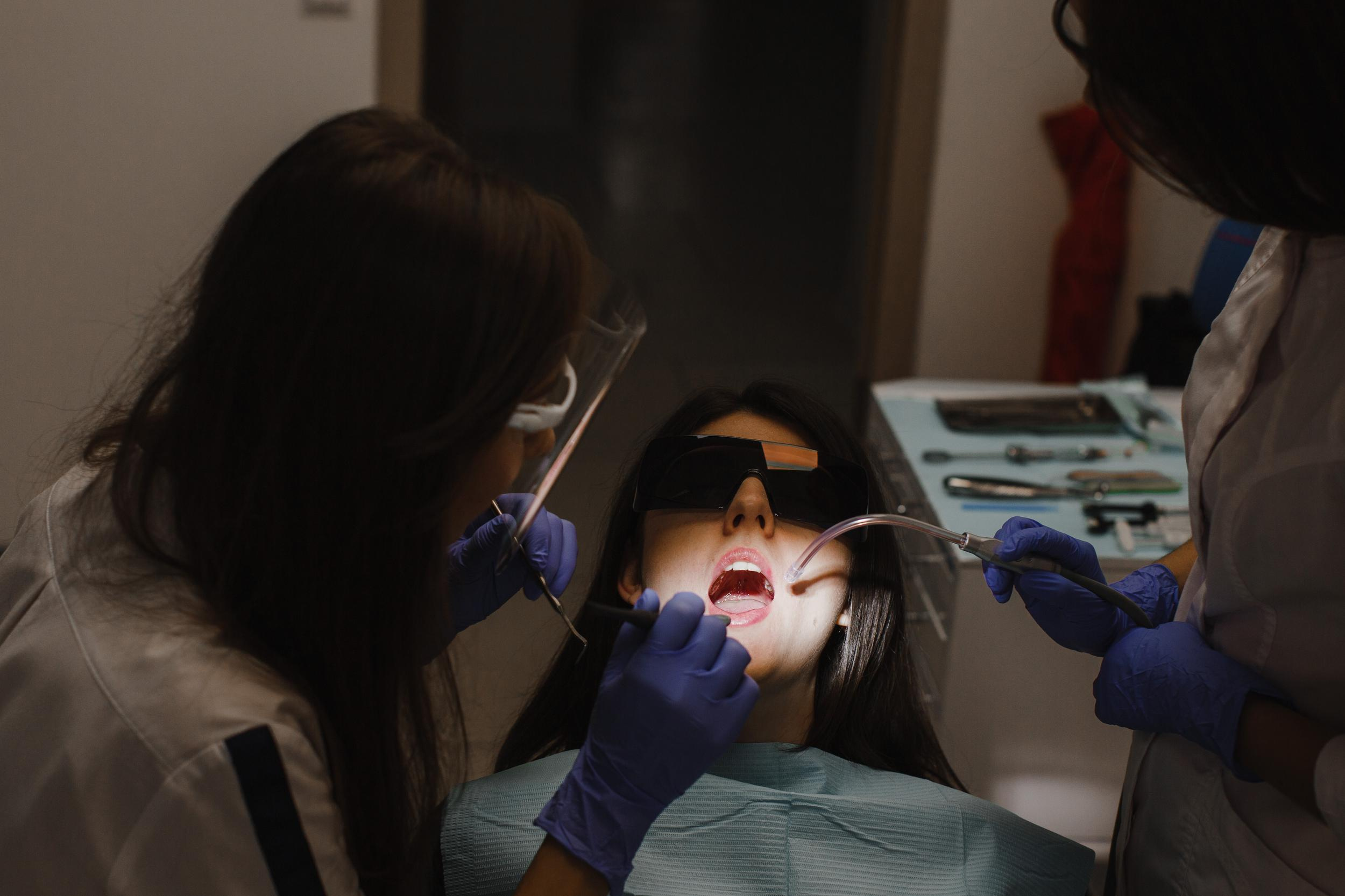 CITY SMILE. Photographer and videographer for wedding in Italy: Rome, Milan, Venic