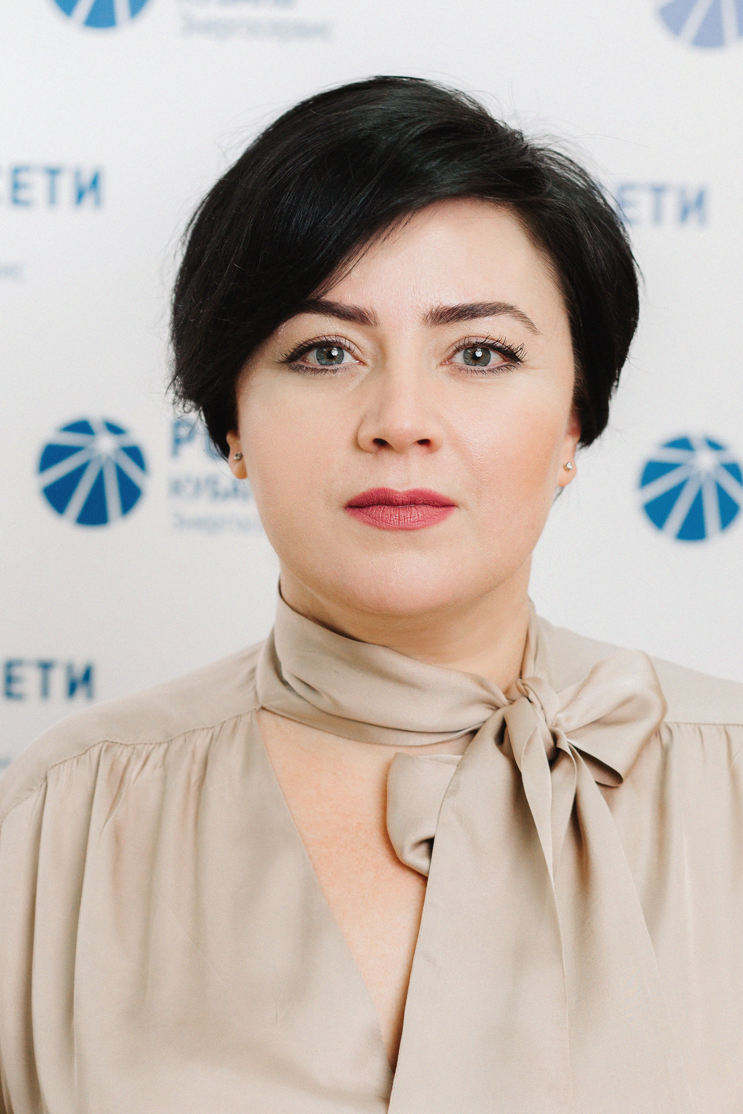 Портреты сотрудников РОССЕТИ. Photographer and videographer for wedding in Italy: Rome, Milan, Venic