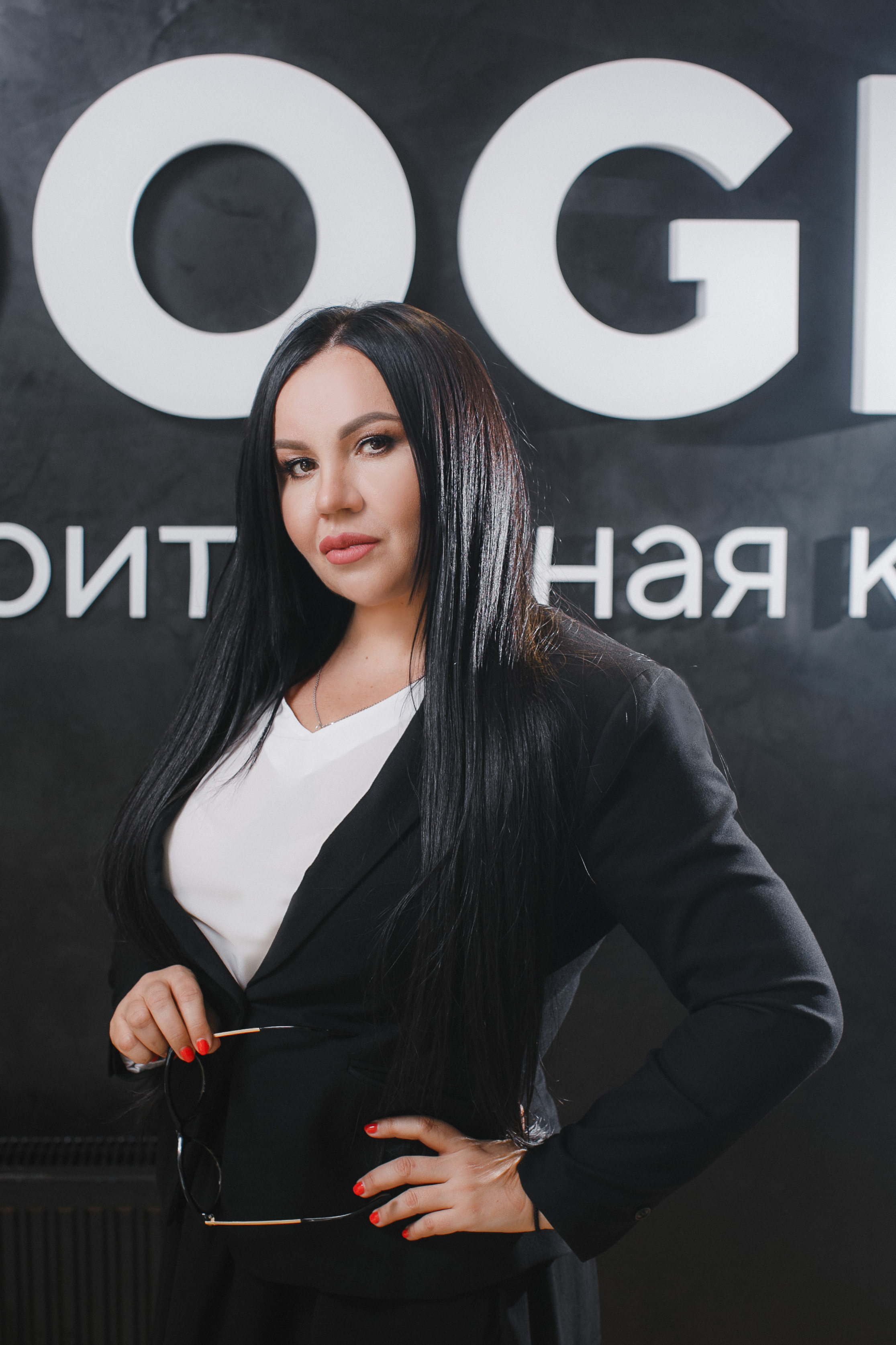 Dogma руководитель отдела продаж. Photographer and videographer for wedding in Italy: Rome, Milan, Venic