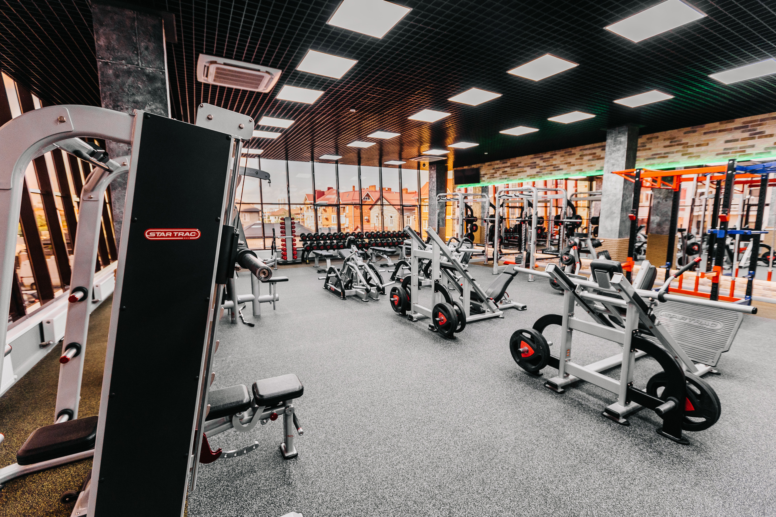 Фитнес клуб Xforce. Photographer and videographer for wedding in Italy: Rome, Milan, Venic