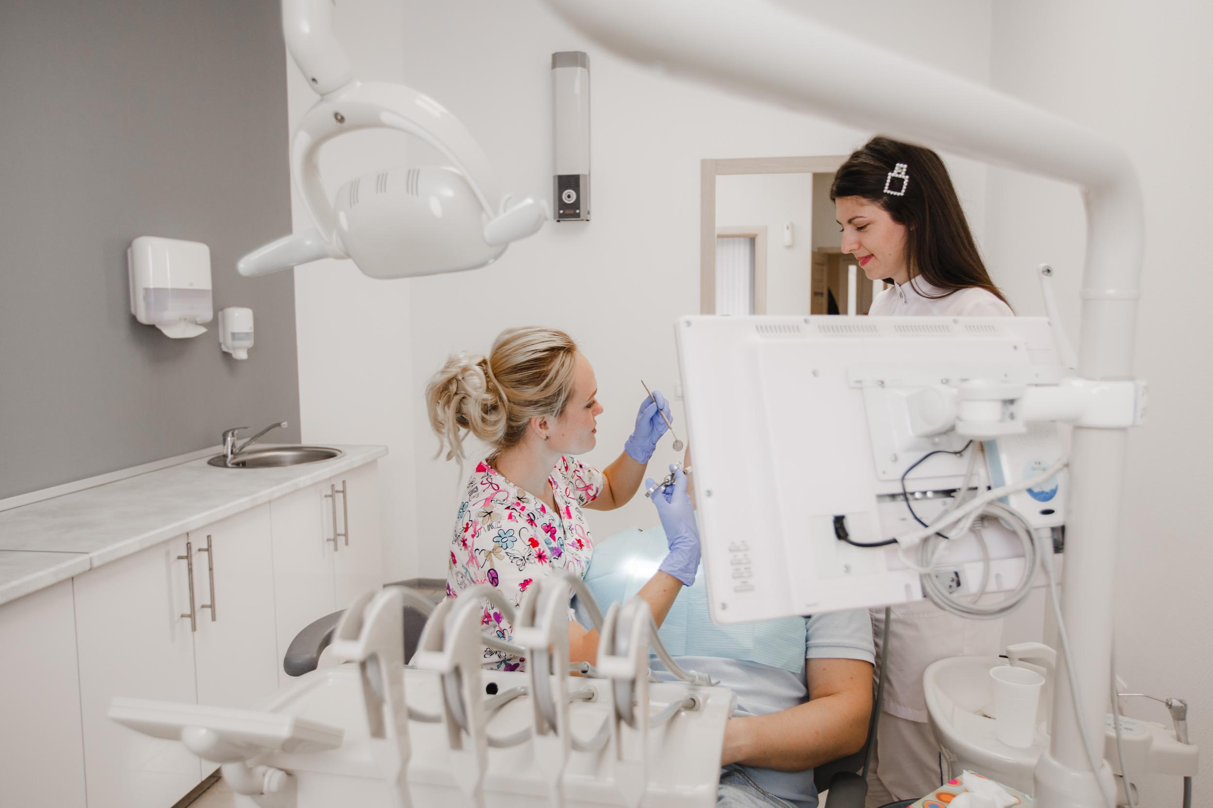 CITY SMILE. Photographer and videographer for wedding in Italy: Rome, Milan, Venic