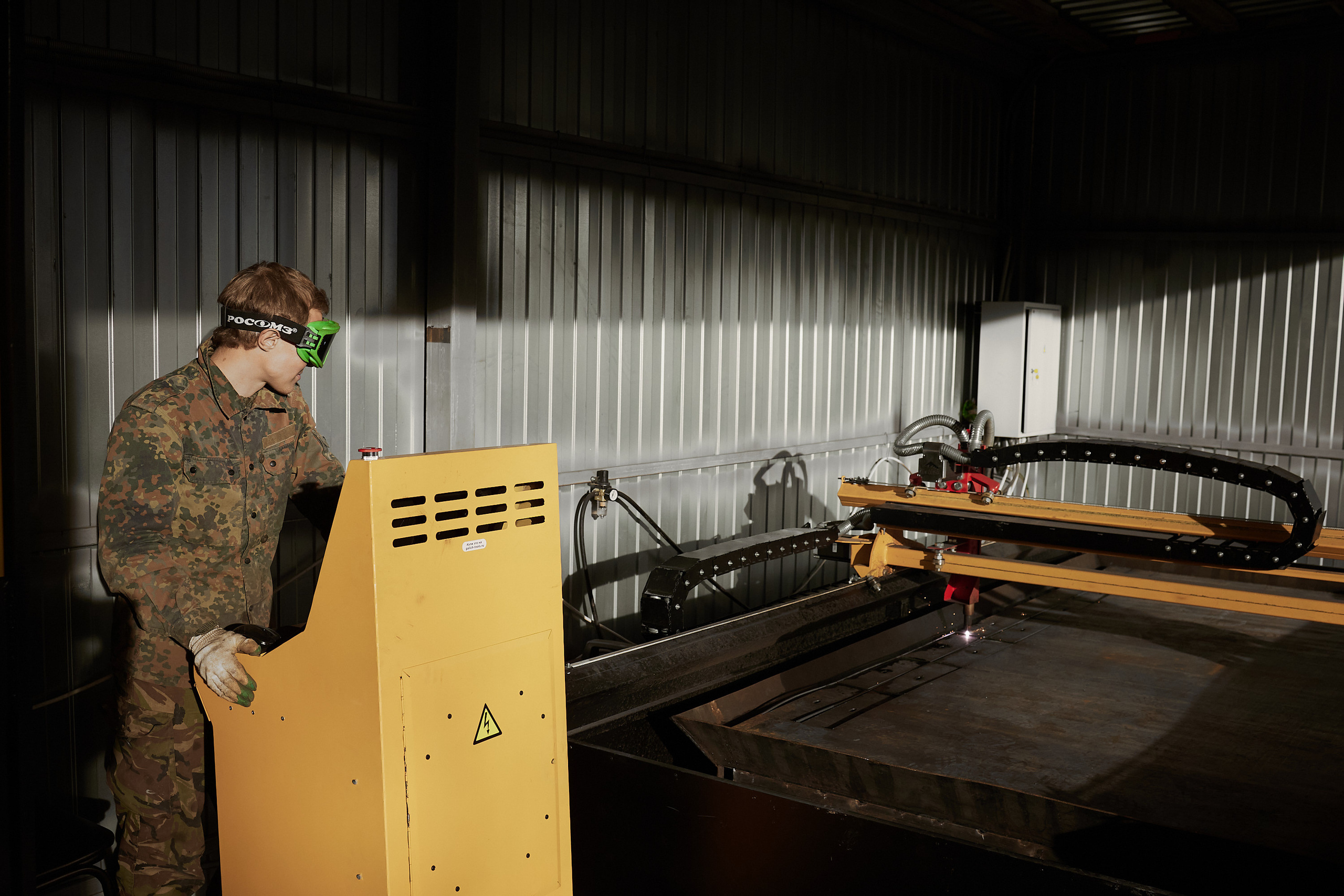 Производство деталей. Профессиональный фотограф Иван Низиенко