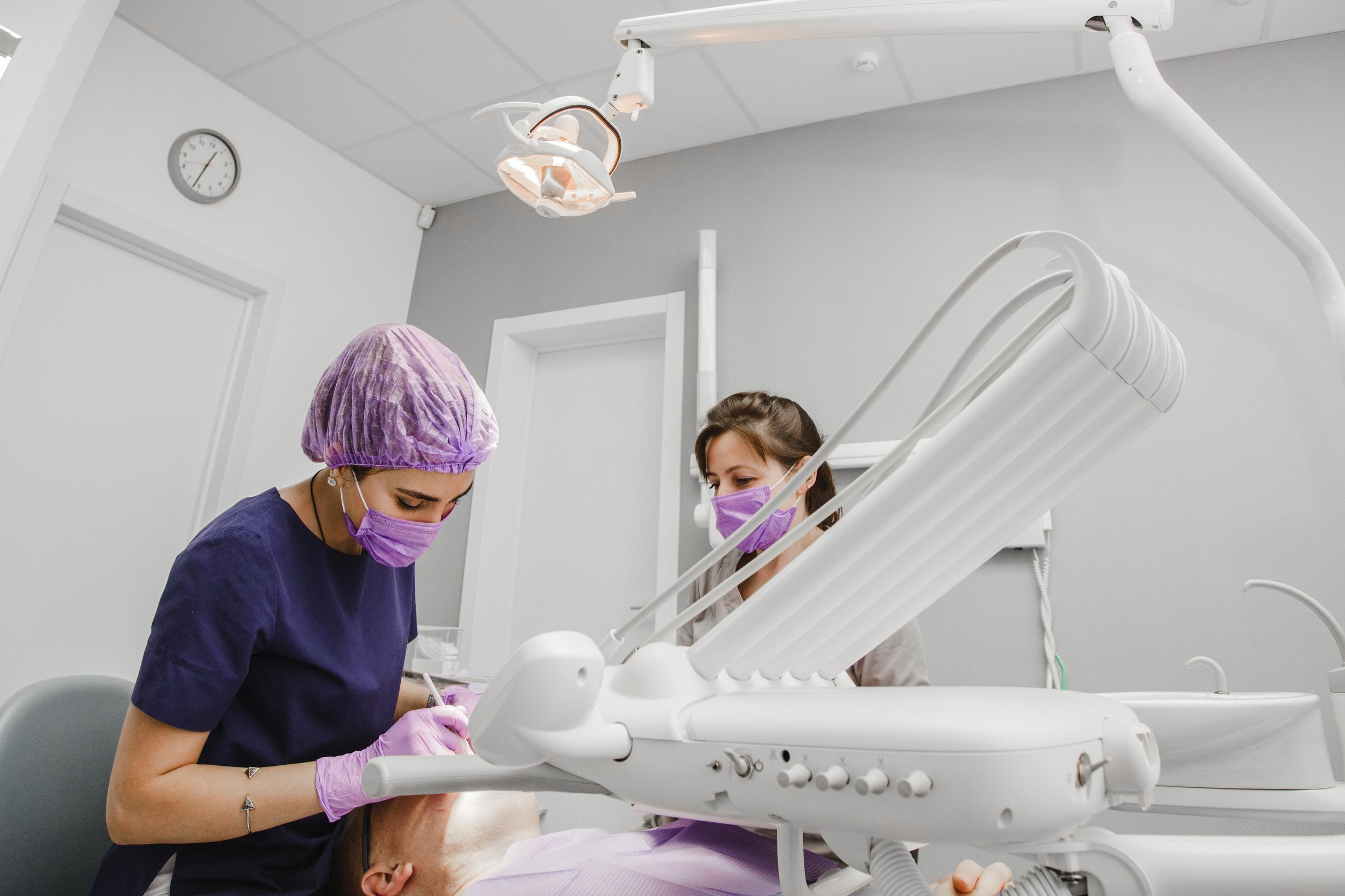 CITY SMILE. Photographer and videographer for wedding in Italy: Rome, Milan, Venic