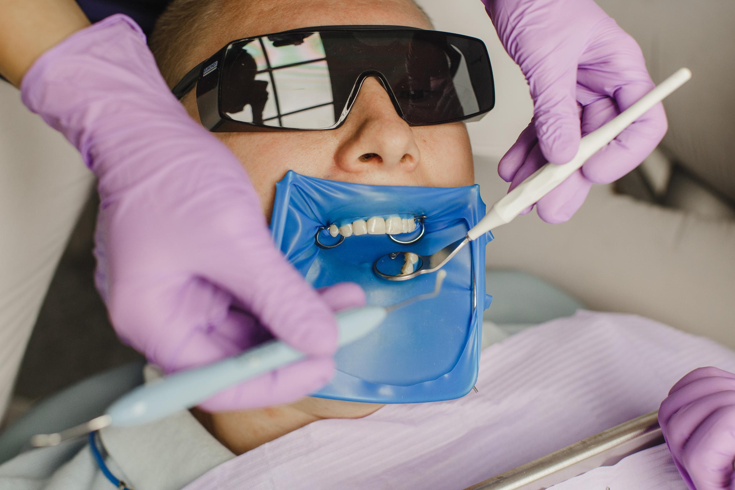 CITY SMILE. Photographer and videographer for wedding in Italy: Rome, Milan, Venic