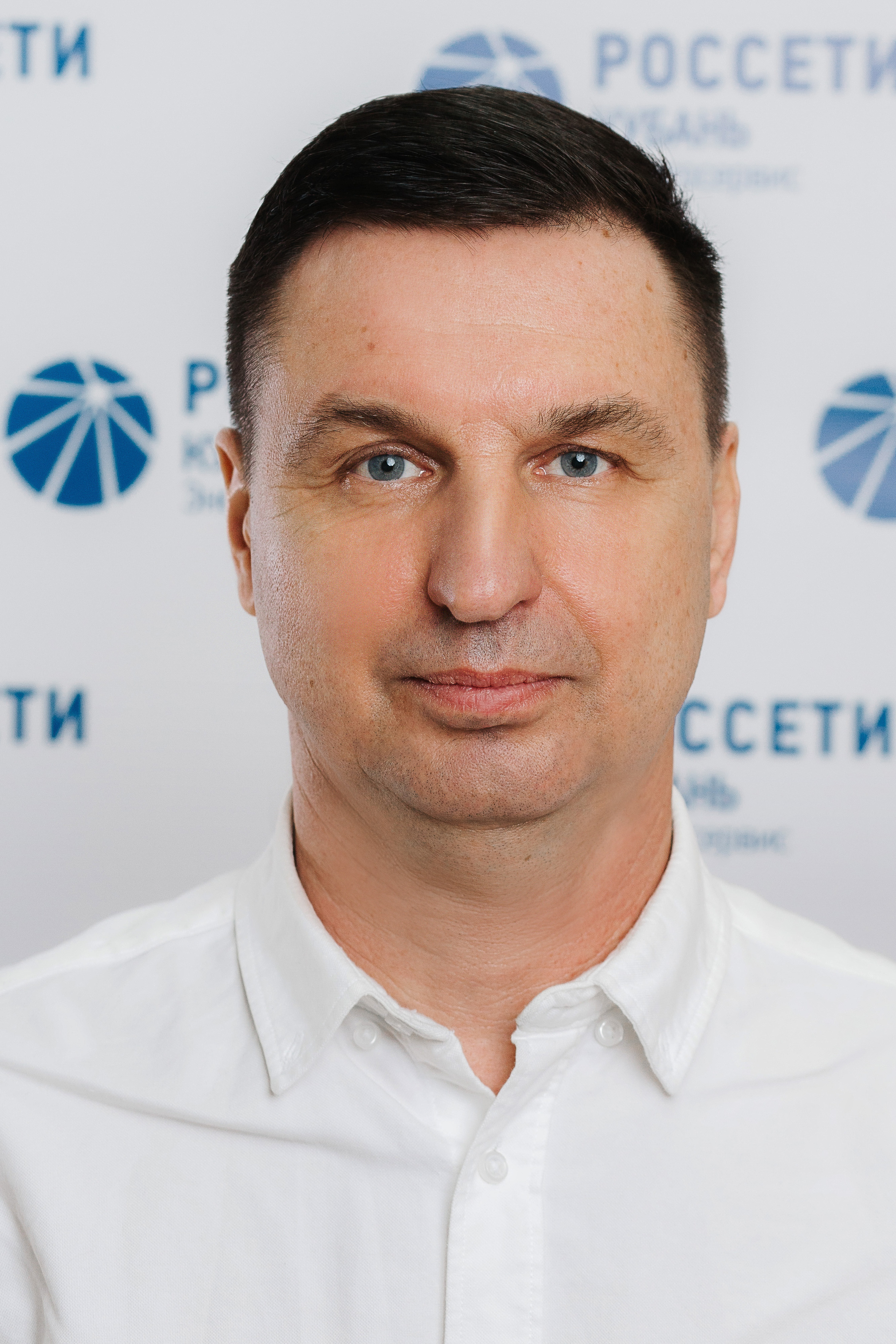 Портреты сотрудников РОССЕТИ. Photographer and videographer for wedding in Italy: Rome, Milan, Venic