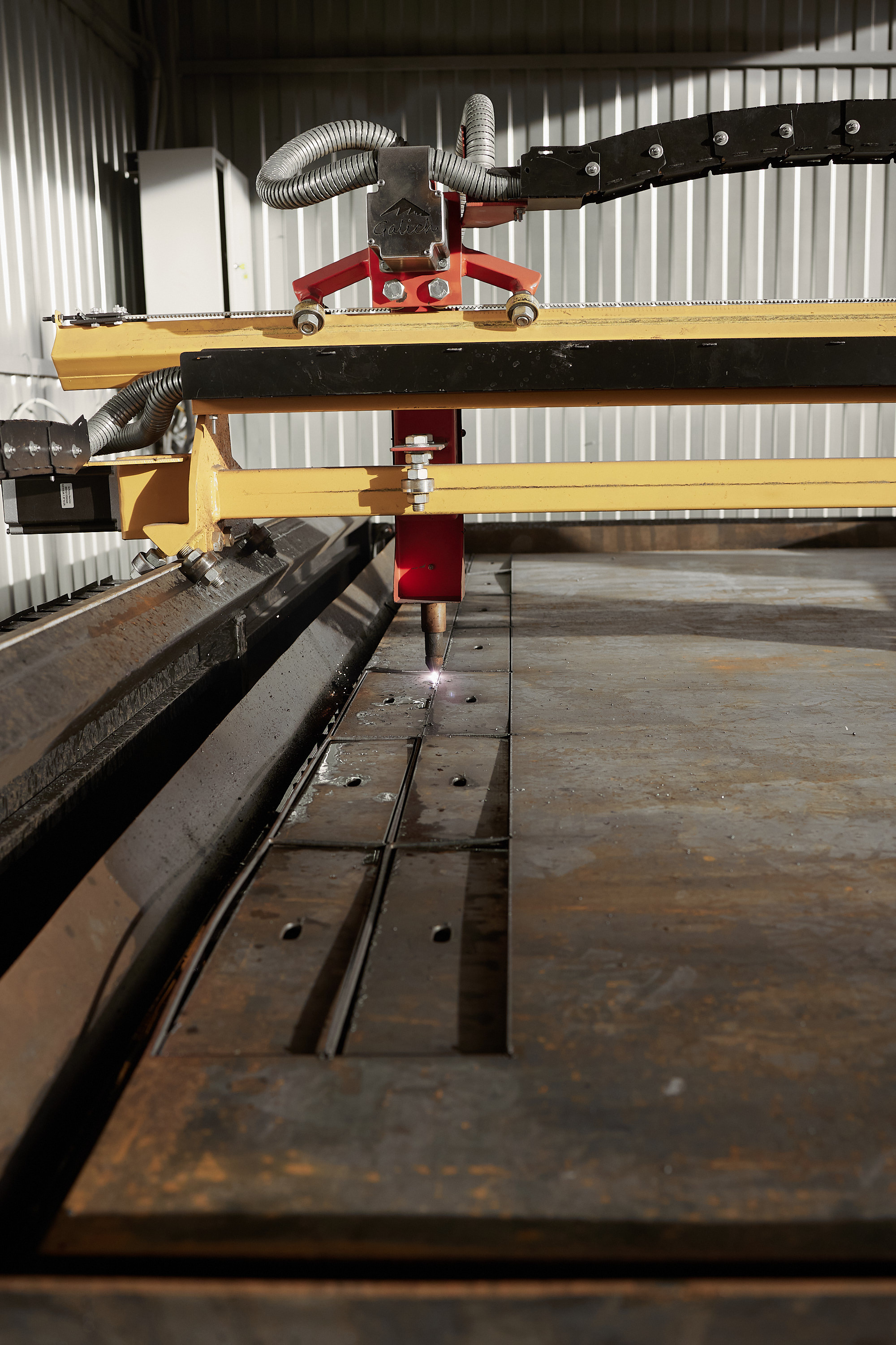 Производство деталей. Профессиональный фотограф Иван Низиенко