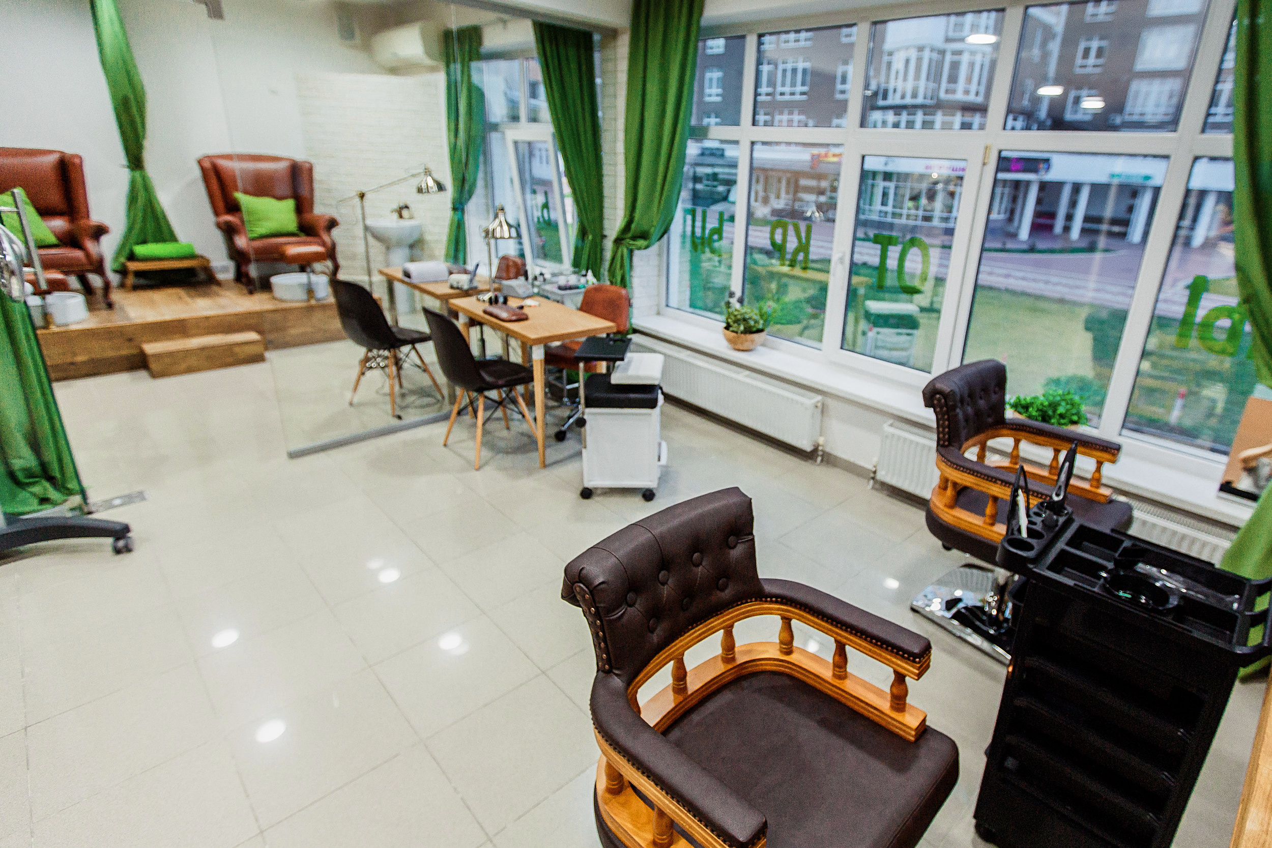 Салон красоты «Аура». Профессиональный фотограф Иван Низиенко