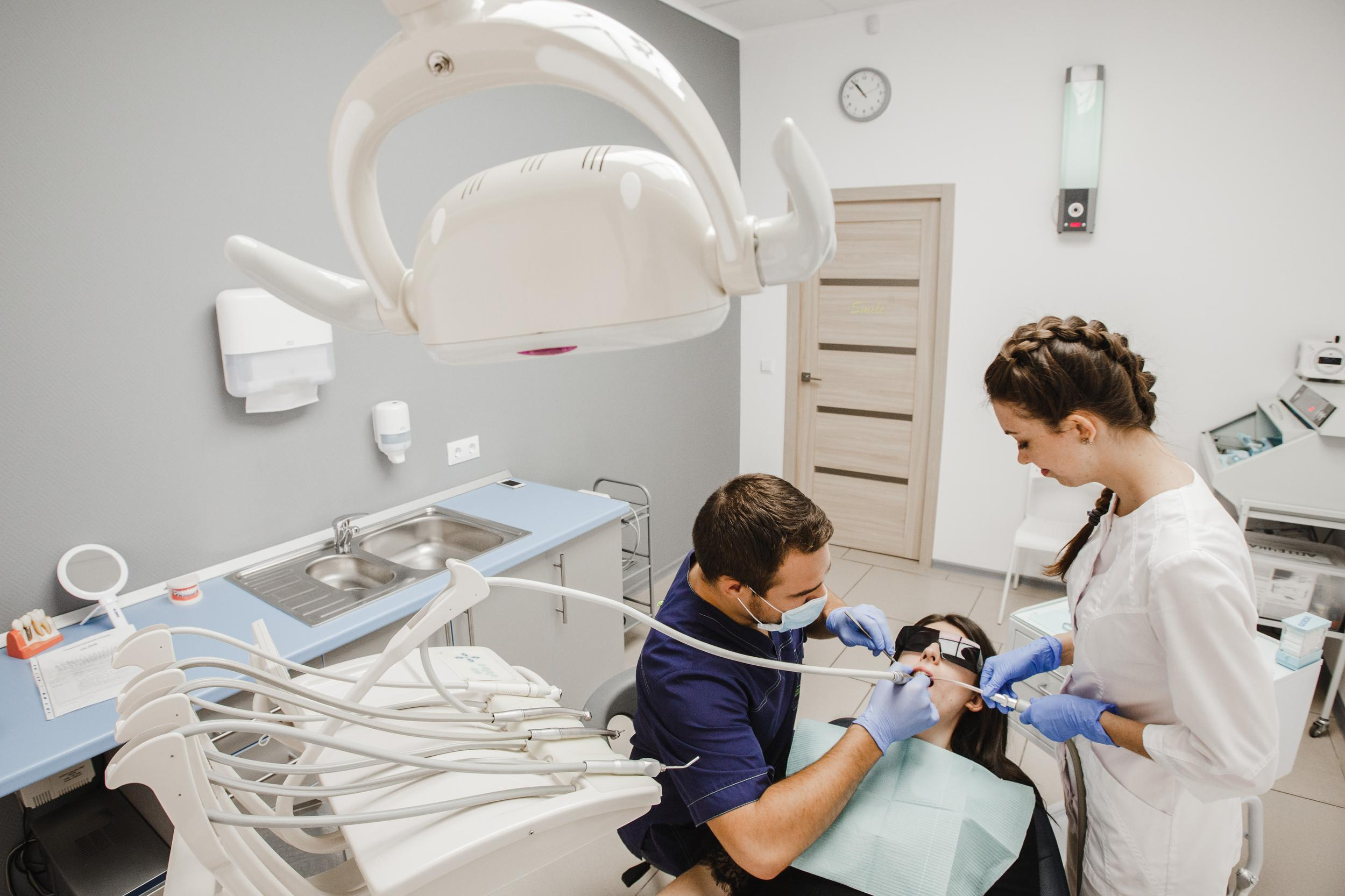 CITY SMILE. Photographer and videographer for wedding in Italy: Rome, Milan, Venic