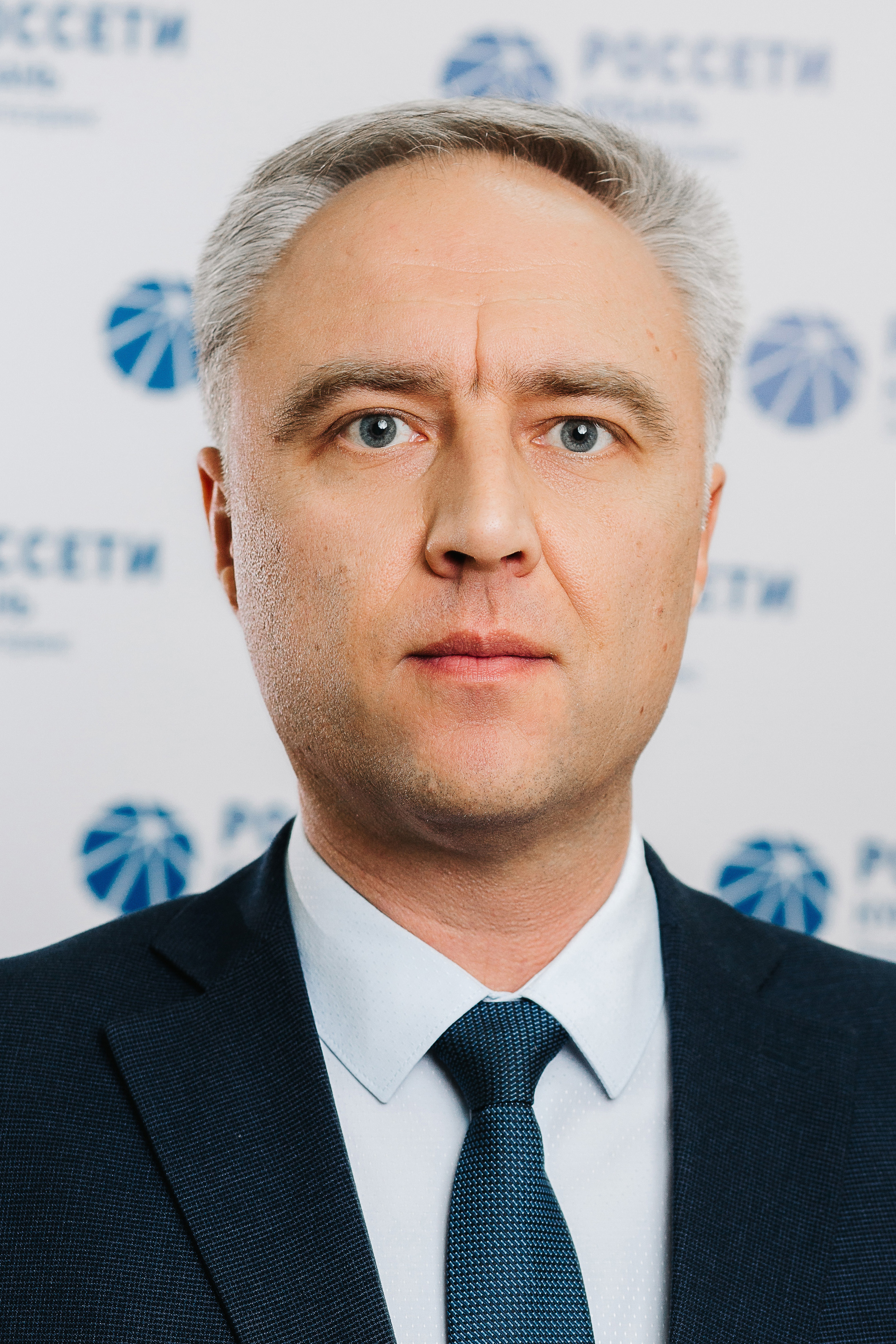 Портреты сотрудников РОССЕТИ. Photographer and videographer for wedding in Italy: Rome, Milan, Venic