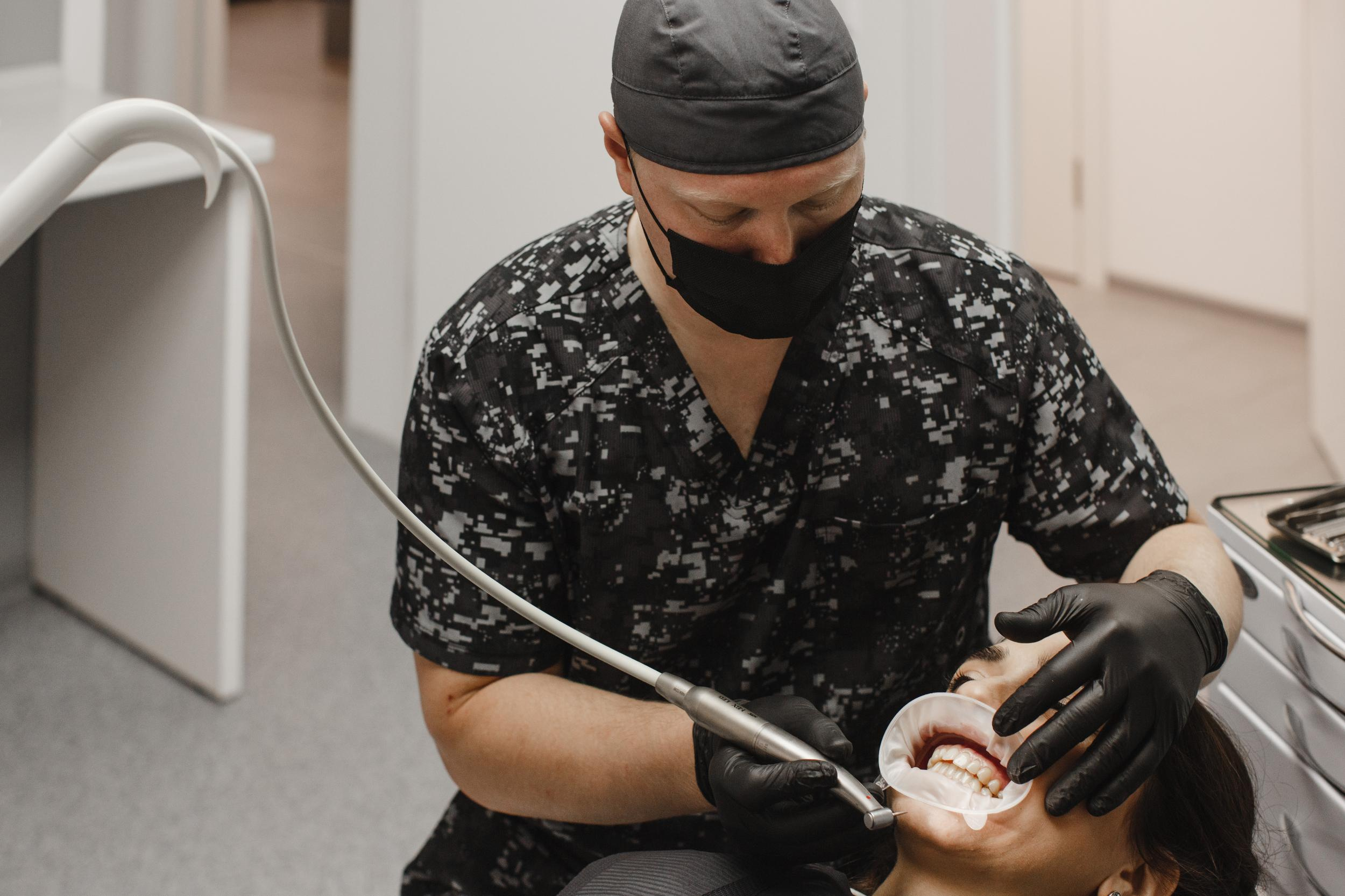 CITY SMILE. Photographer and videographer for wedding in Italy: Rome, Milan, Venic