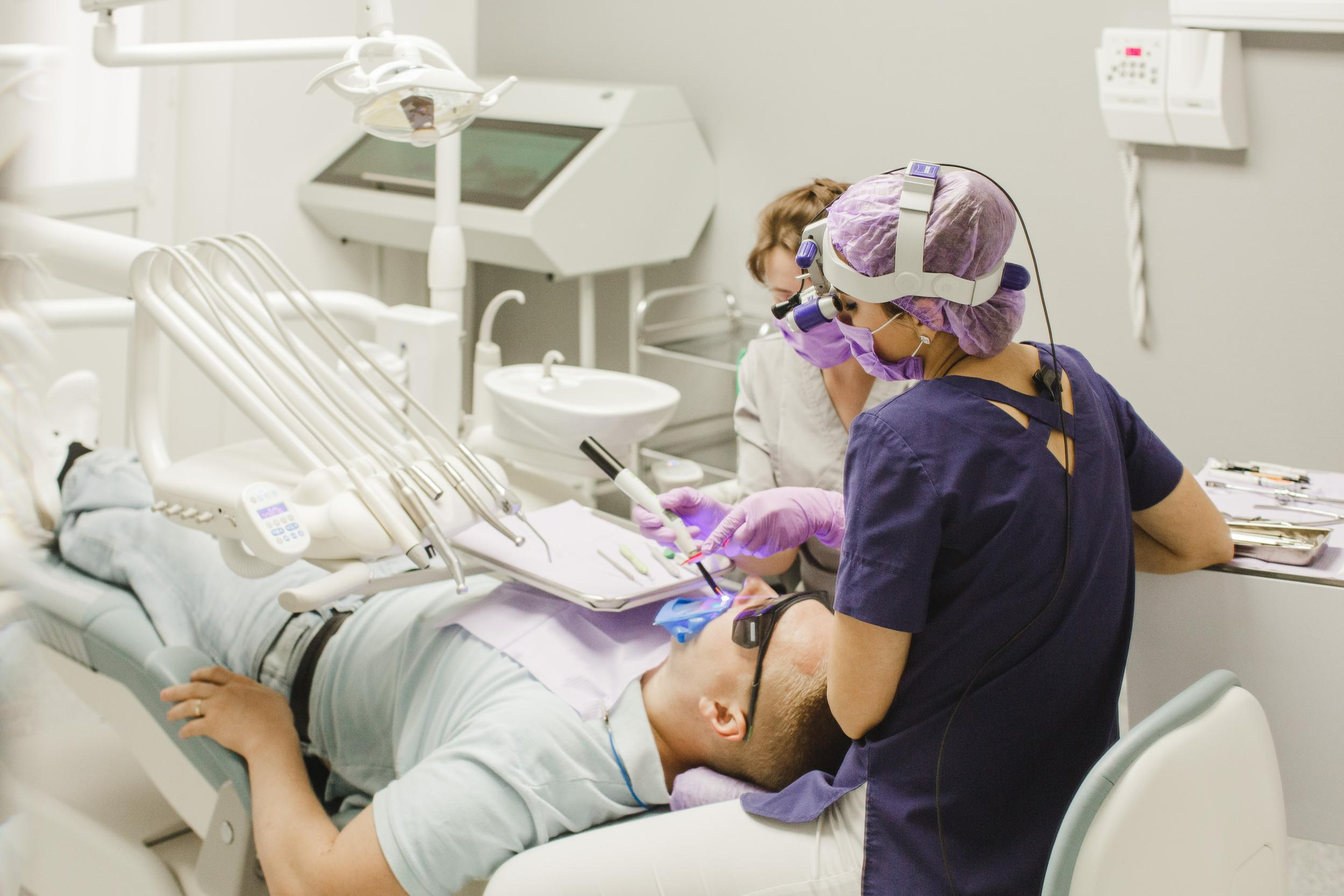 CITY SMILE. Photographer and videographer for wedding in Italy: Rome, Milan, Venic