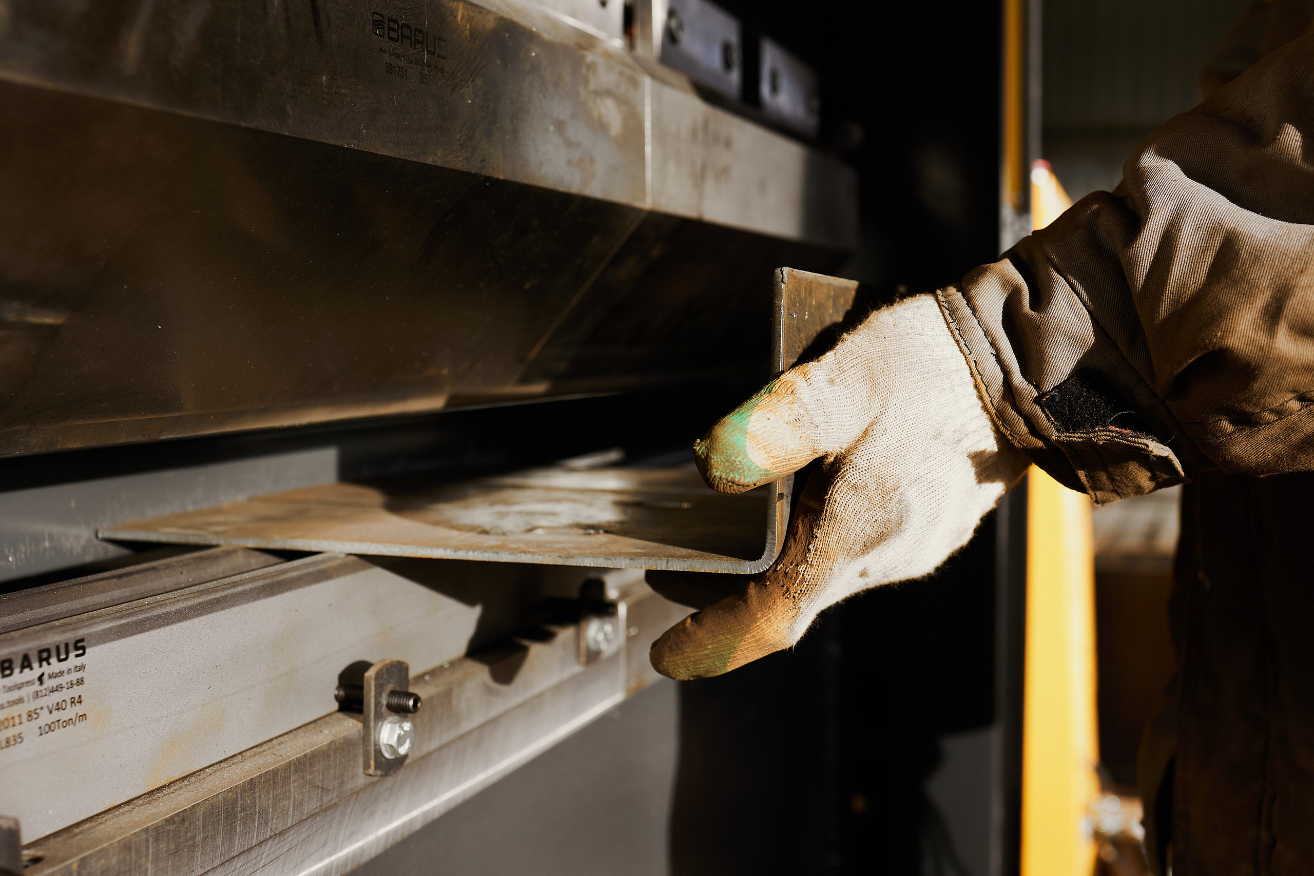 Производство деталей. Профессиональный фотограф Иван Низиенко