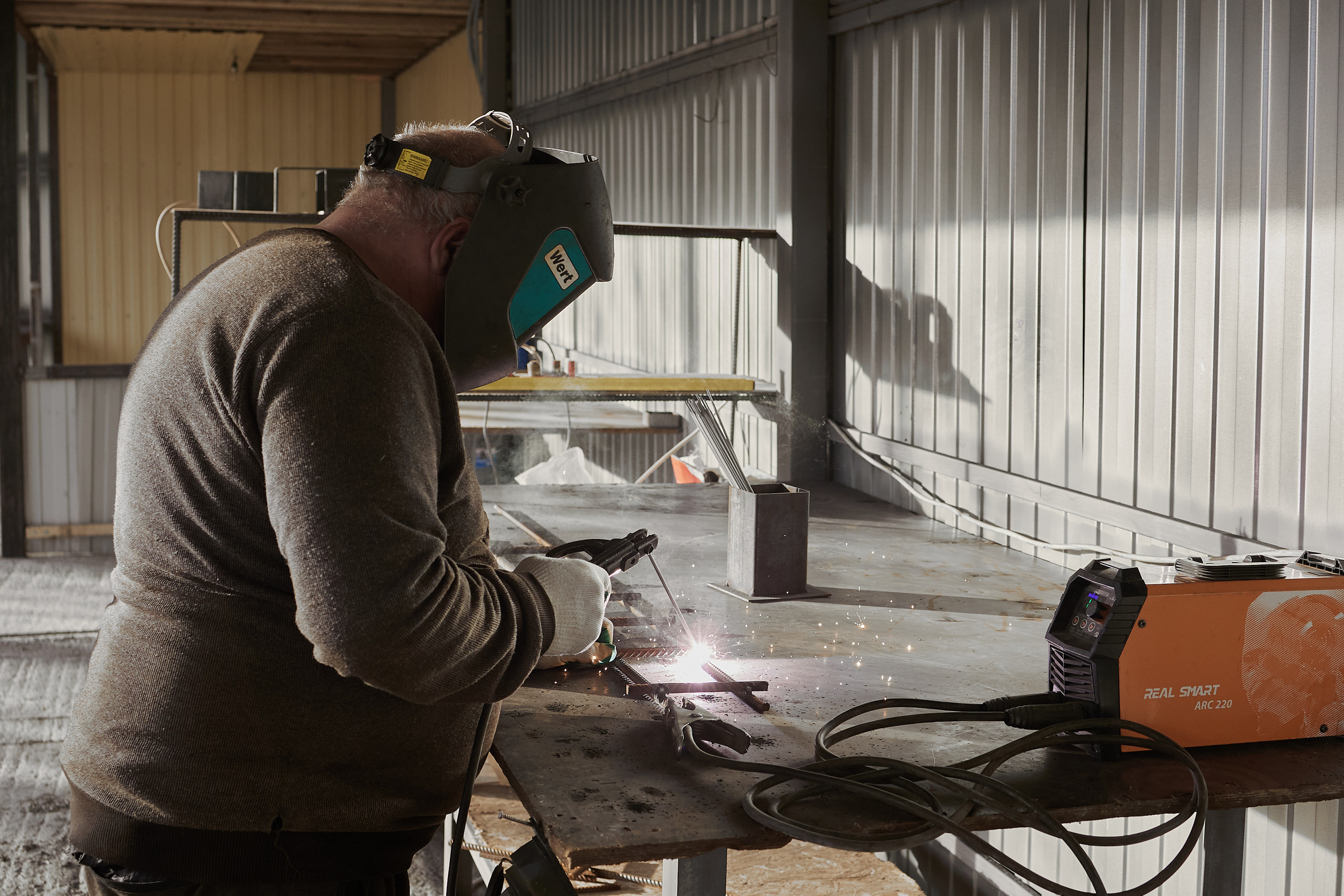 Производство деталей. Профессиональный фотограф Иван Низиенко
