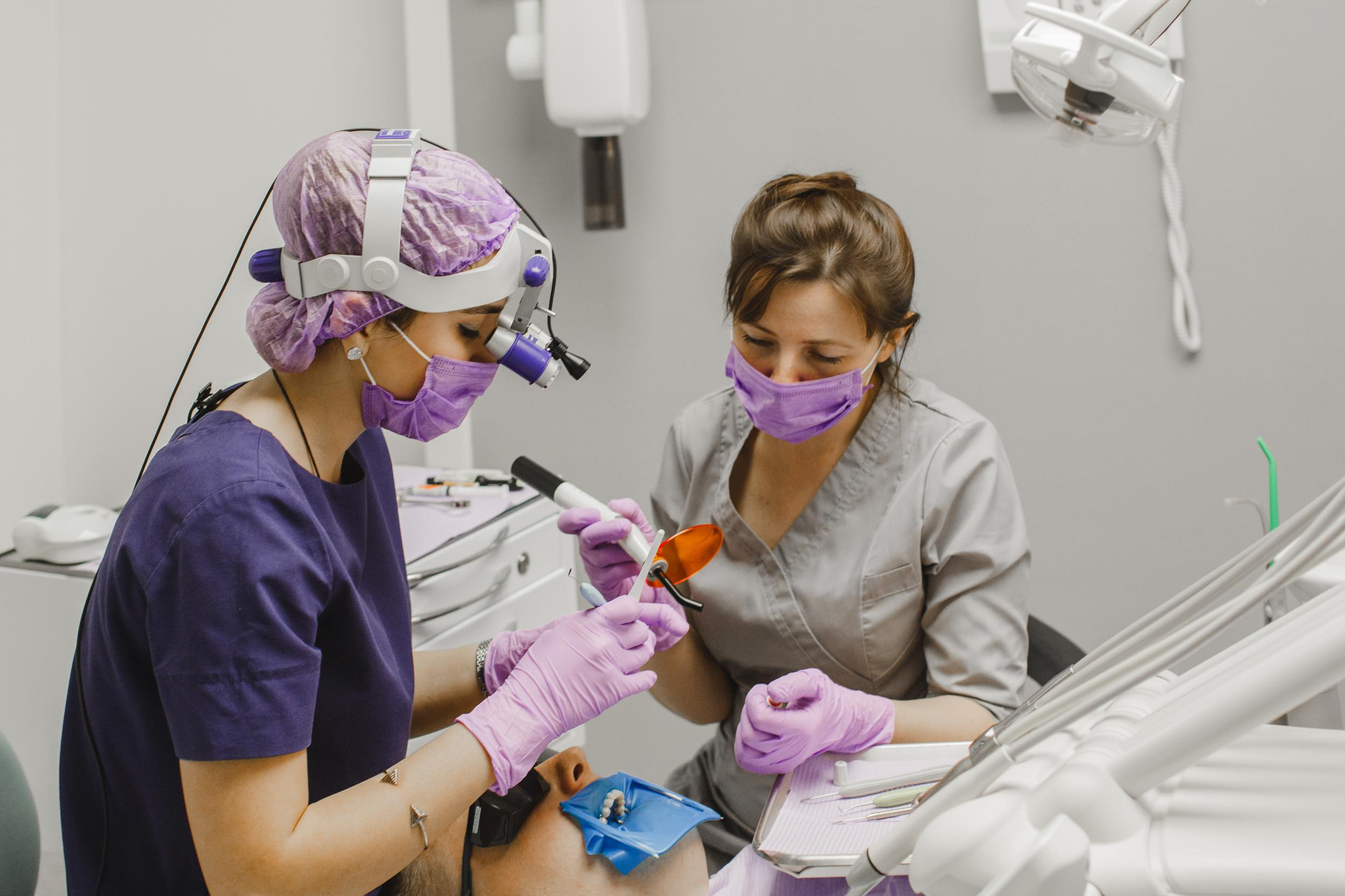 CITY SMILE. Photographer and videographer for wedding in Italy: Rome, Milan, Venic