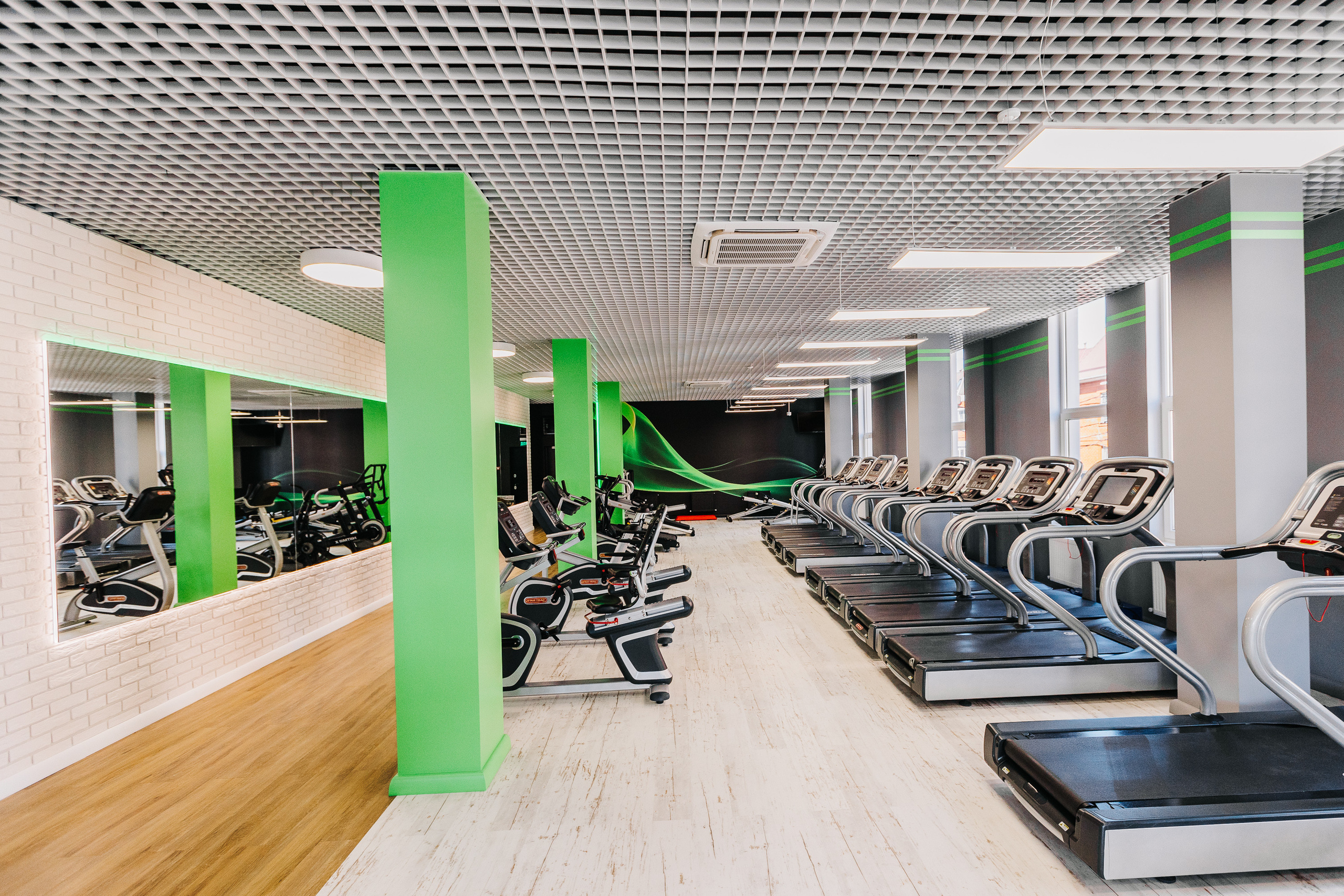 Фитнес клуб Xforce. Photographer and videographer for wedding in Italy: Rome, Milan, Venic