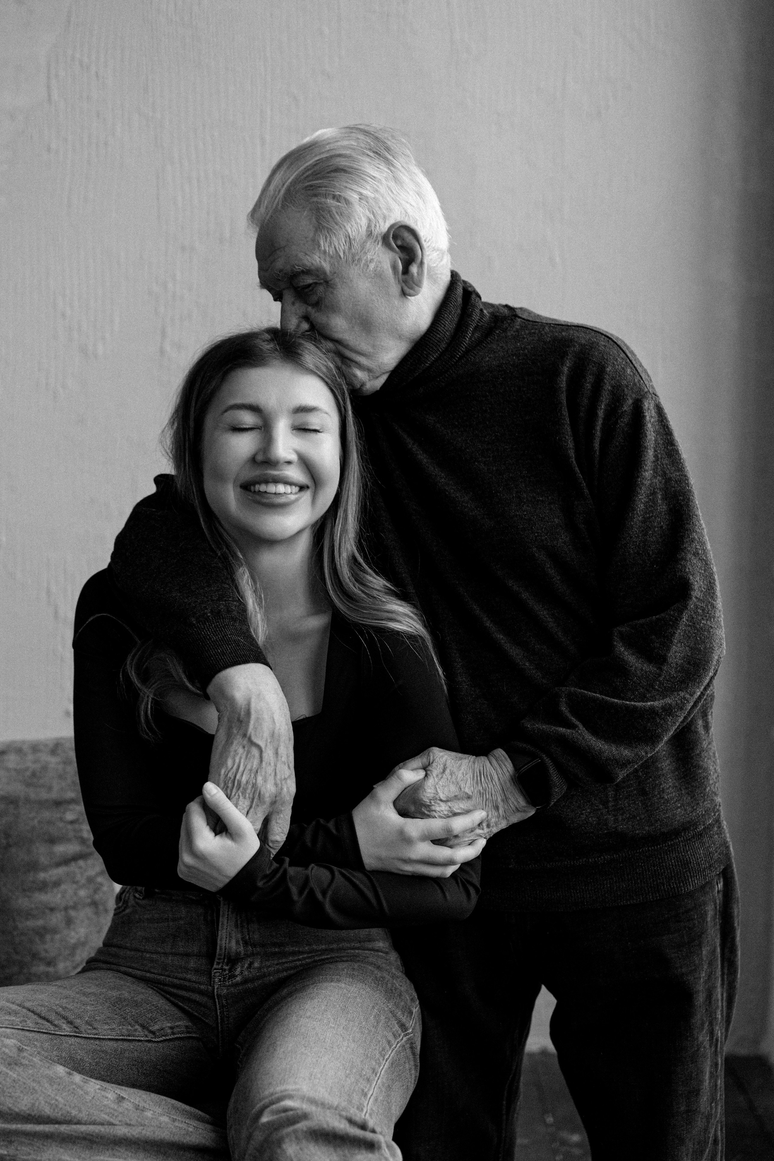 Анастасия и дедушка. Свадебный и семейный фотограф в Калининграде Анастасия Гриценко