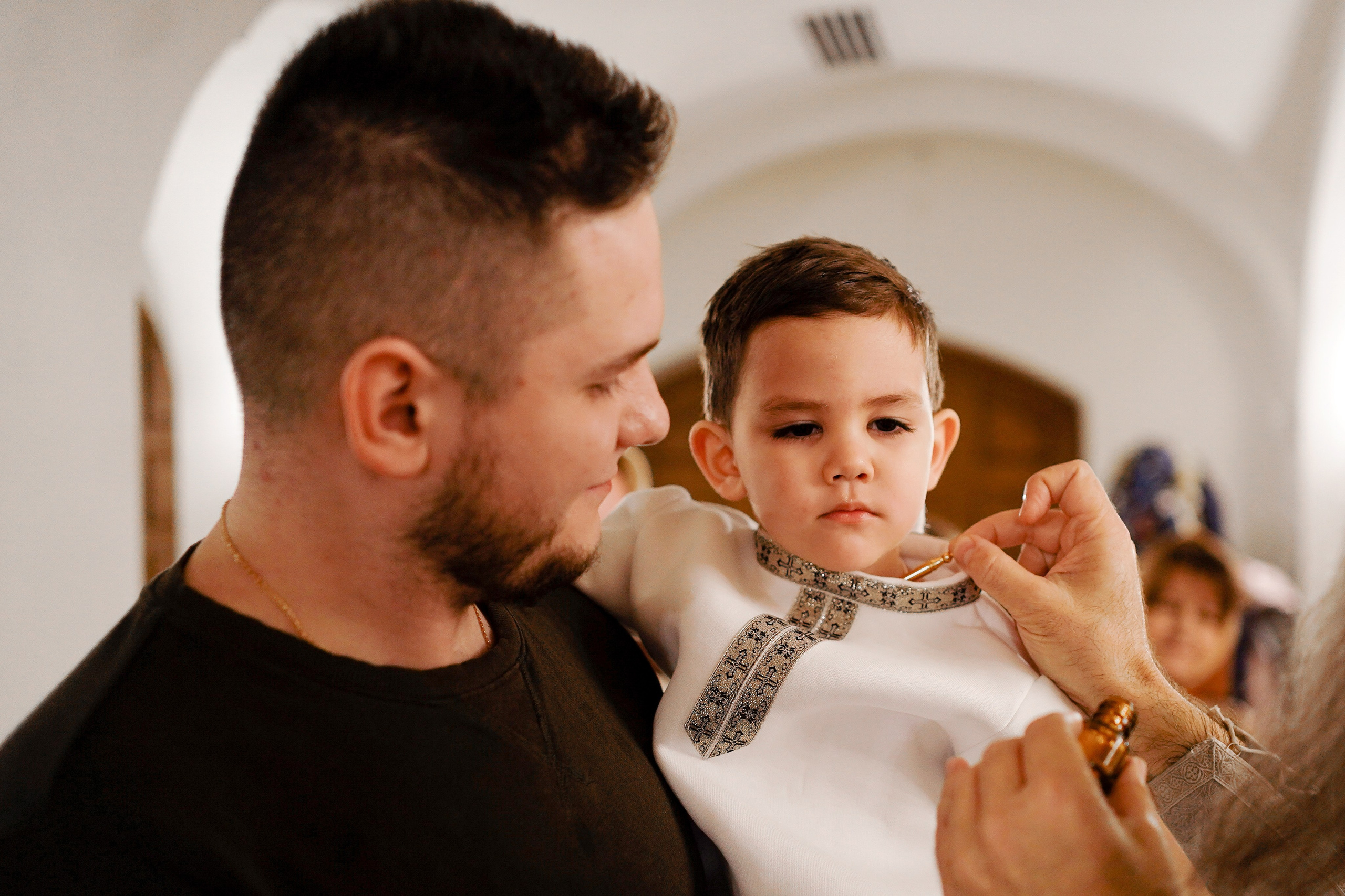 Таинство Крещения в храме Живоначальной Троицы в Троицке. Семейный и детский фотограф в Москве Екатерина Офицерова