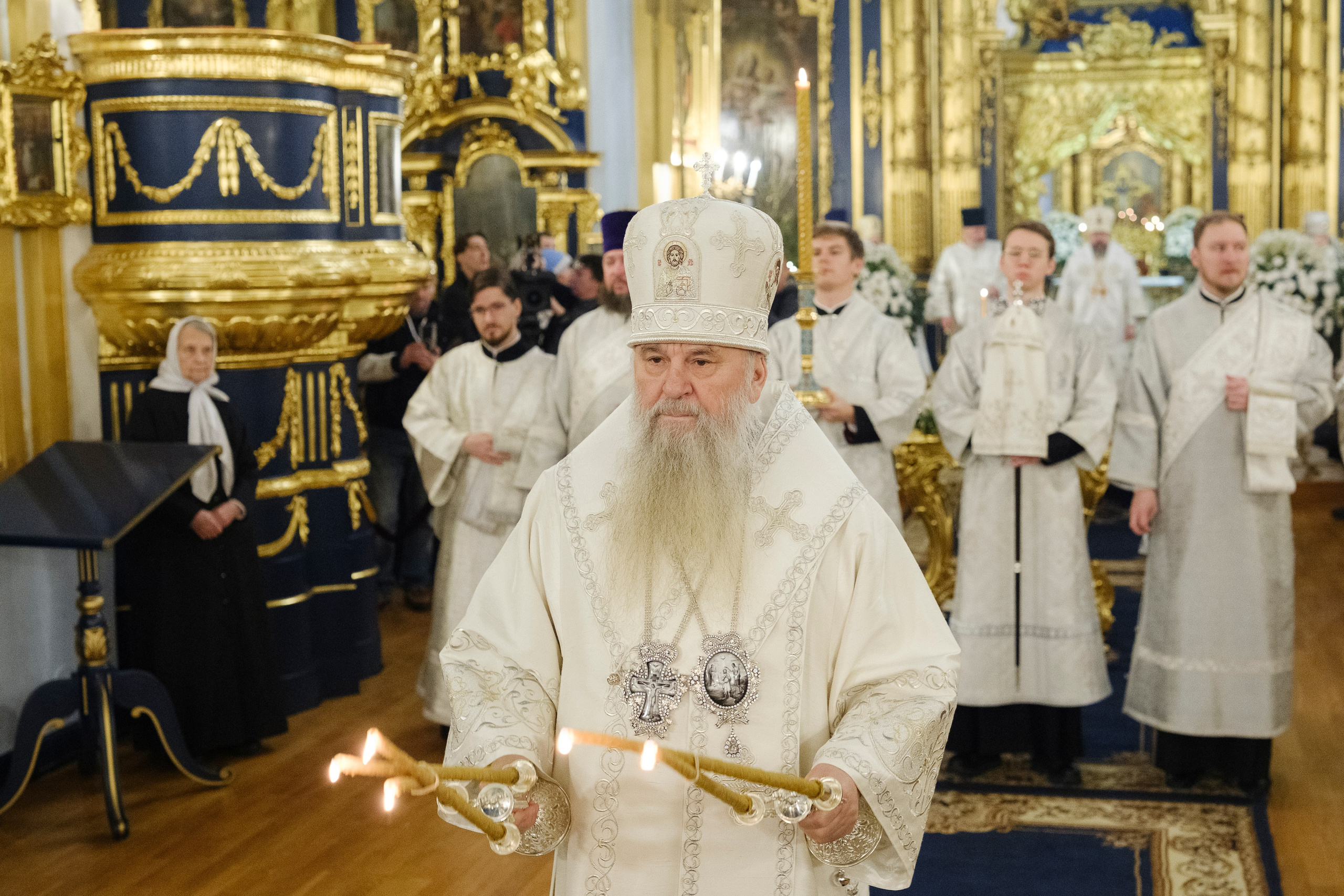 Божественная литургия в Николо-Богоявленском морском соборе. НИКОЛО-БОГОЯВЛЕНСКИЙ МОРСКОЙ СОБОР