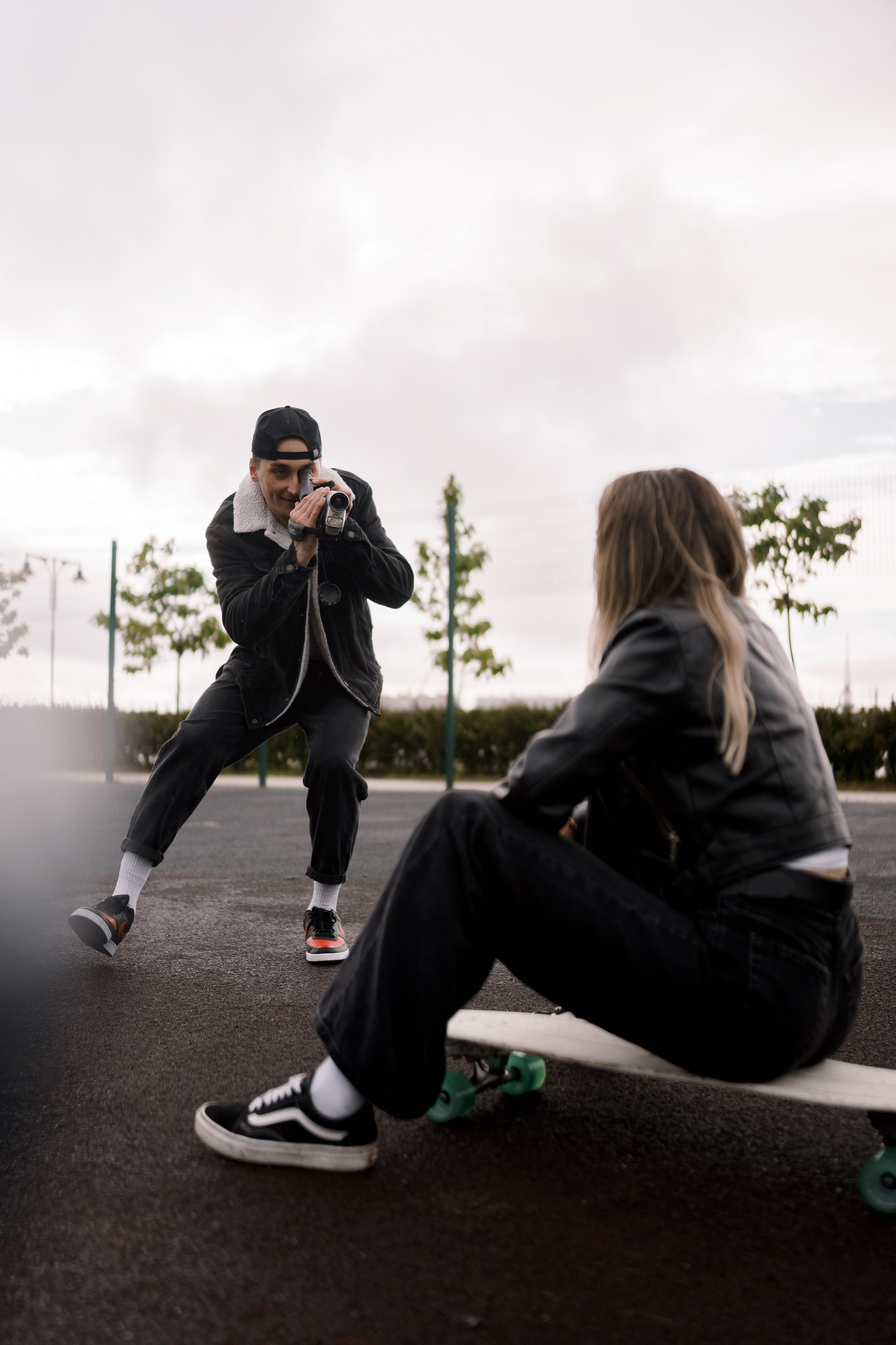 Love on a skateboard. Свадебный фотограф Решетников Дмитрий