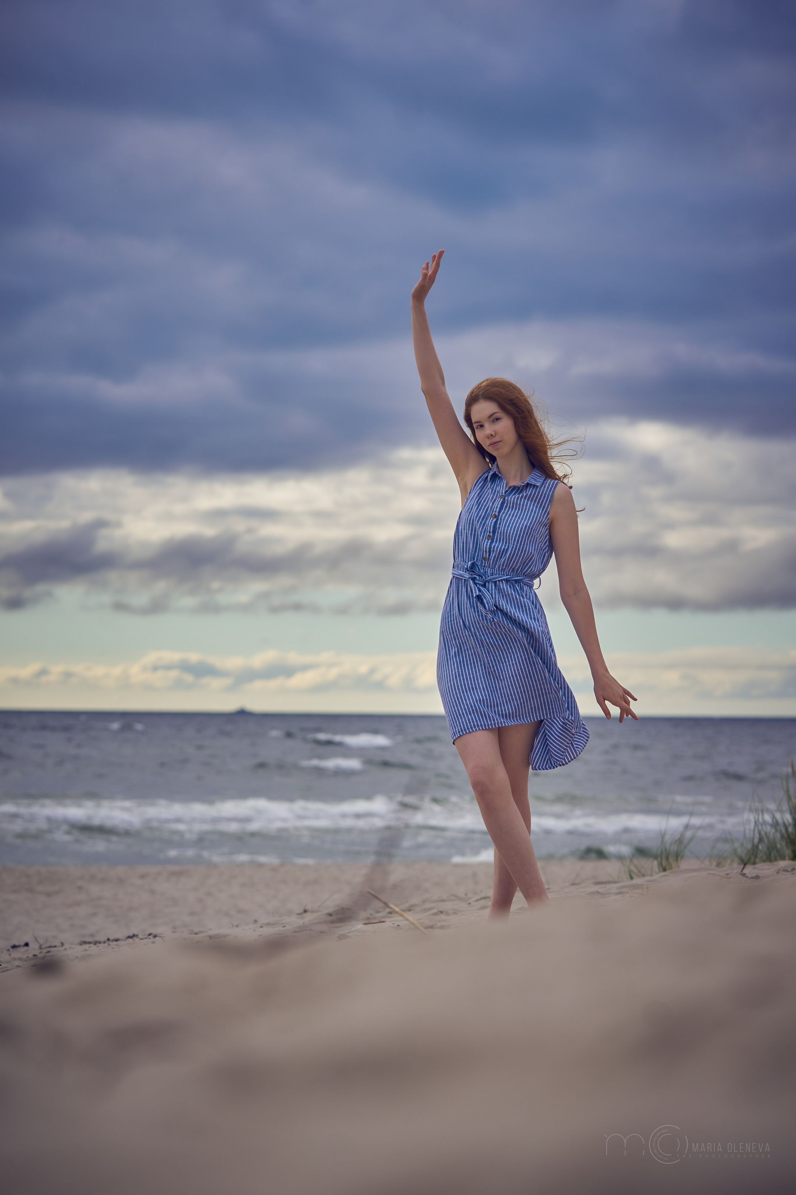 Полина и море. Фотограф Мария Оленева
