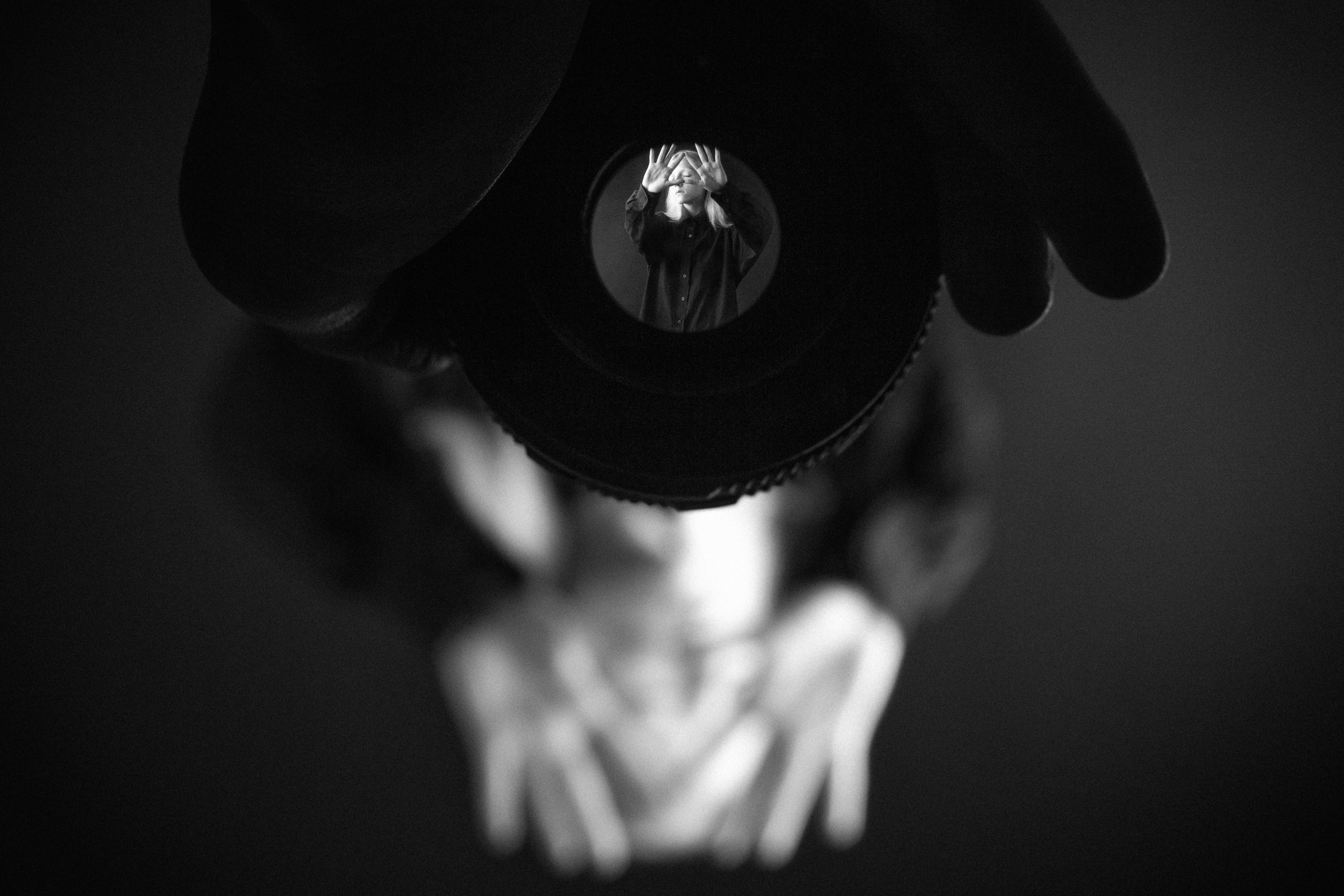 Данил Прокопенко серия Я танцую со своими демонами