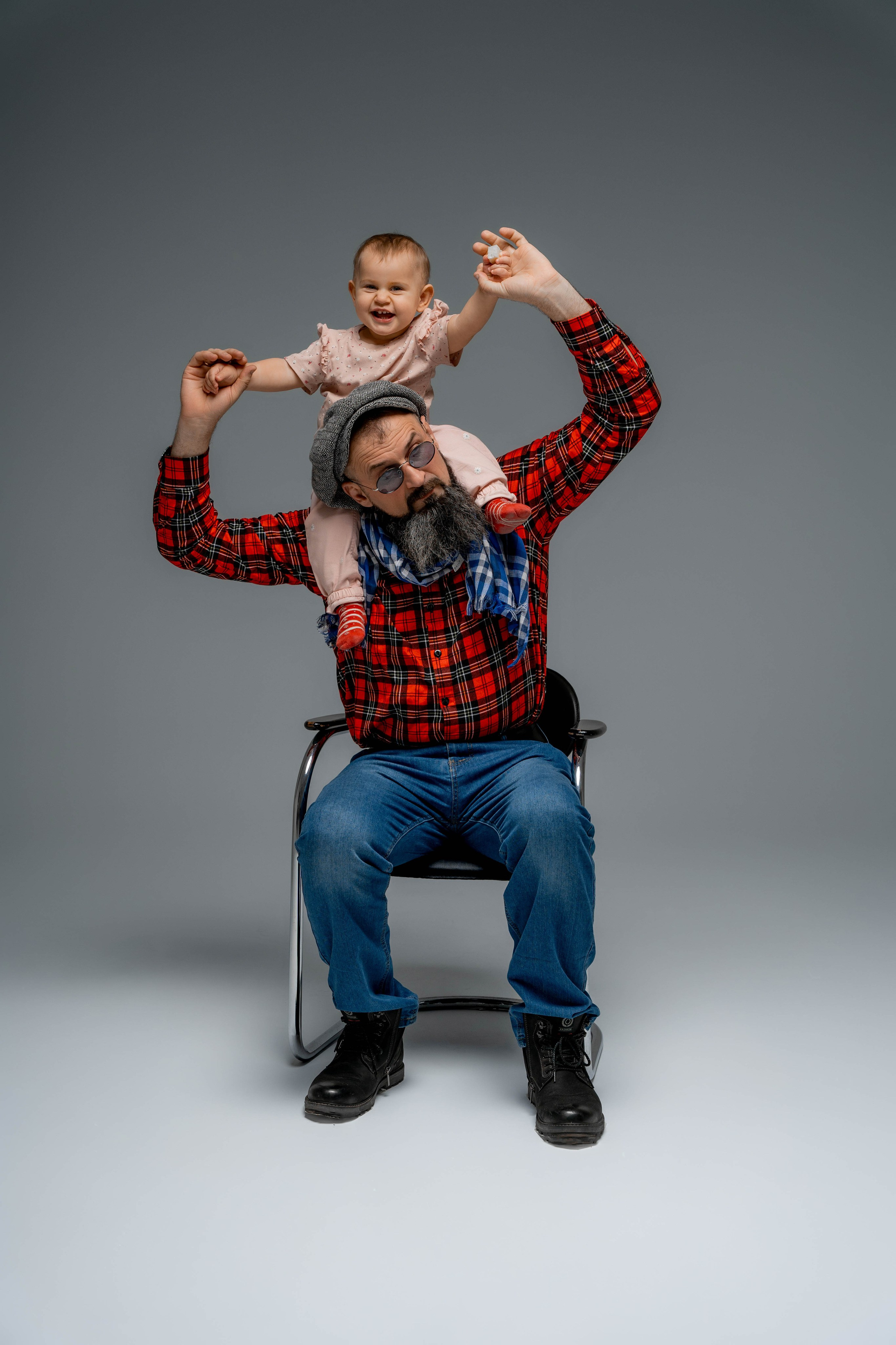 Семейные фотосессии на циклораме.Белом фоне. Профессиональный фотограф Ковалева Олеся