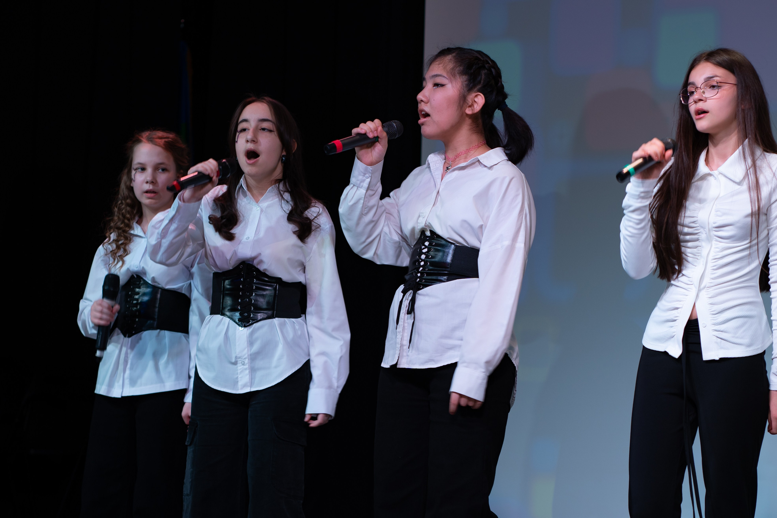 Отчетный концерт продюсерского центра «Новая Звезда». Фото / Видеосъемка в Москве