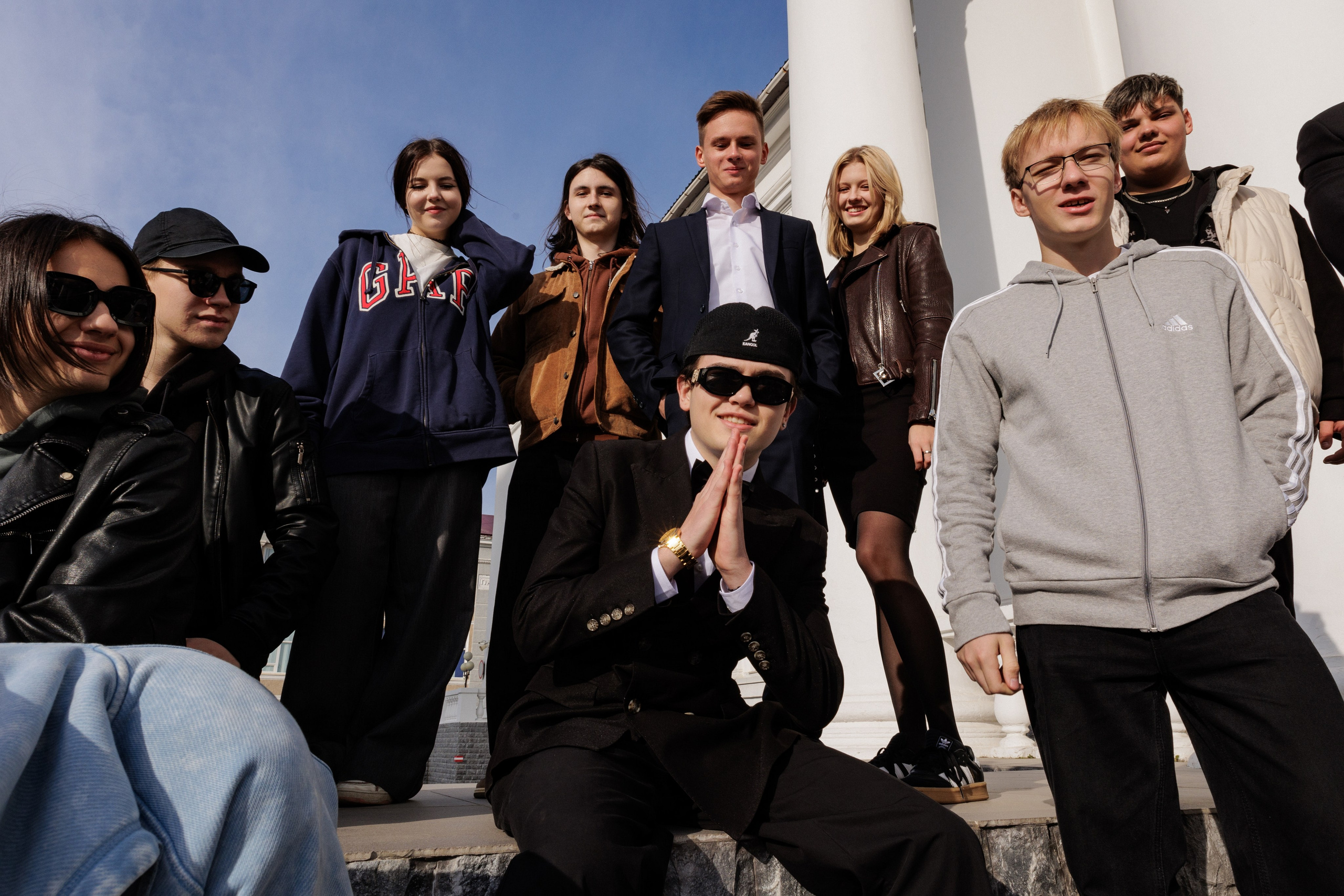 Школьная фотосессия в центре Петропавловска-Камчатского