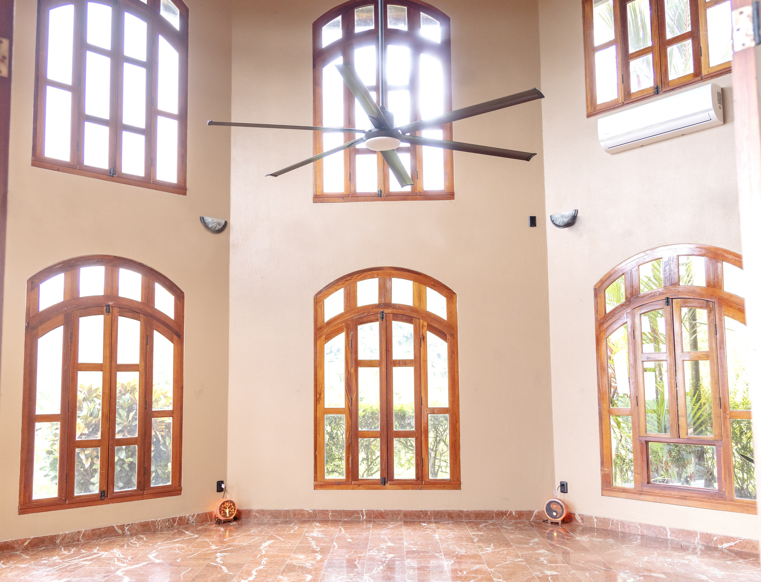 Real estate property for rent in Costa Rica. Family, portrait, content photo in Costa Rica Evgeniya Besprozvannykh