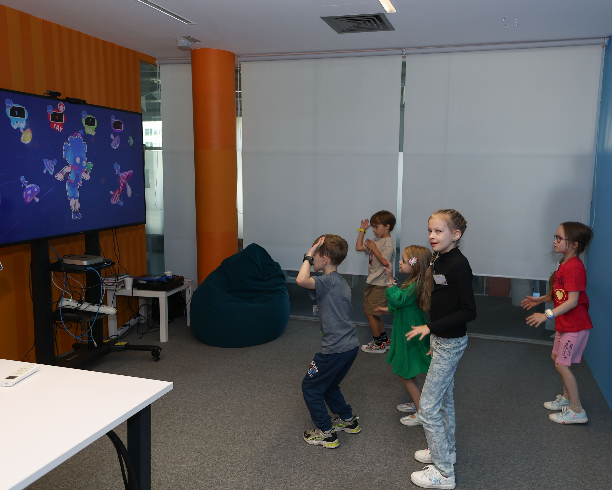 Новый учебный год в Школе Фоксфорд 1-2 классы. Выпускные альбомы и школьный фотограф в Подольске, Троицке, Щербинке, Москве и Московской области