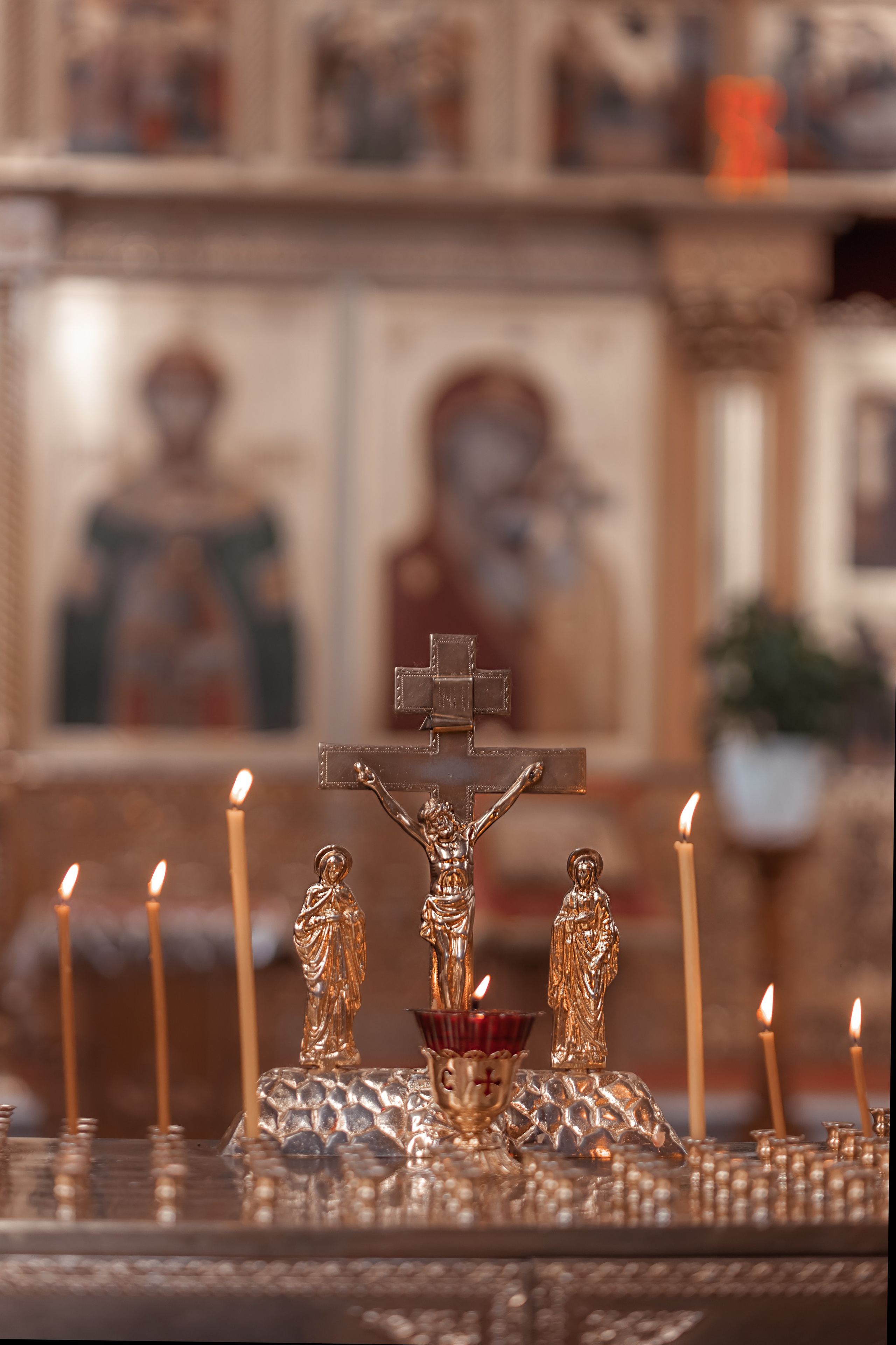 В Храме. Съемка Таинств Крещения Венчания, детские и семейные съемки в Пензе