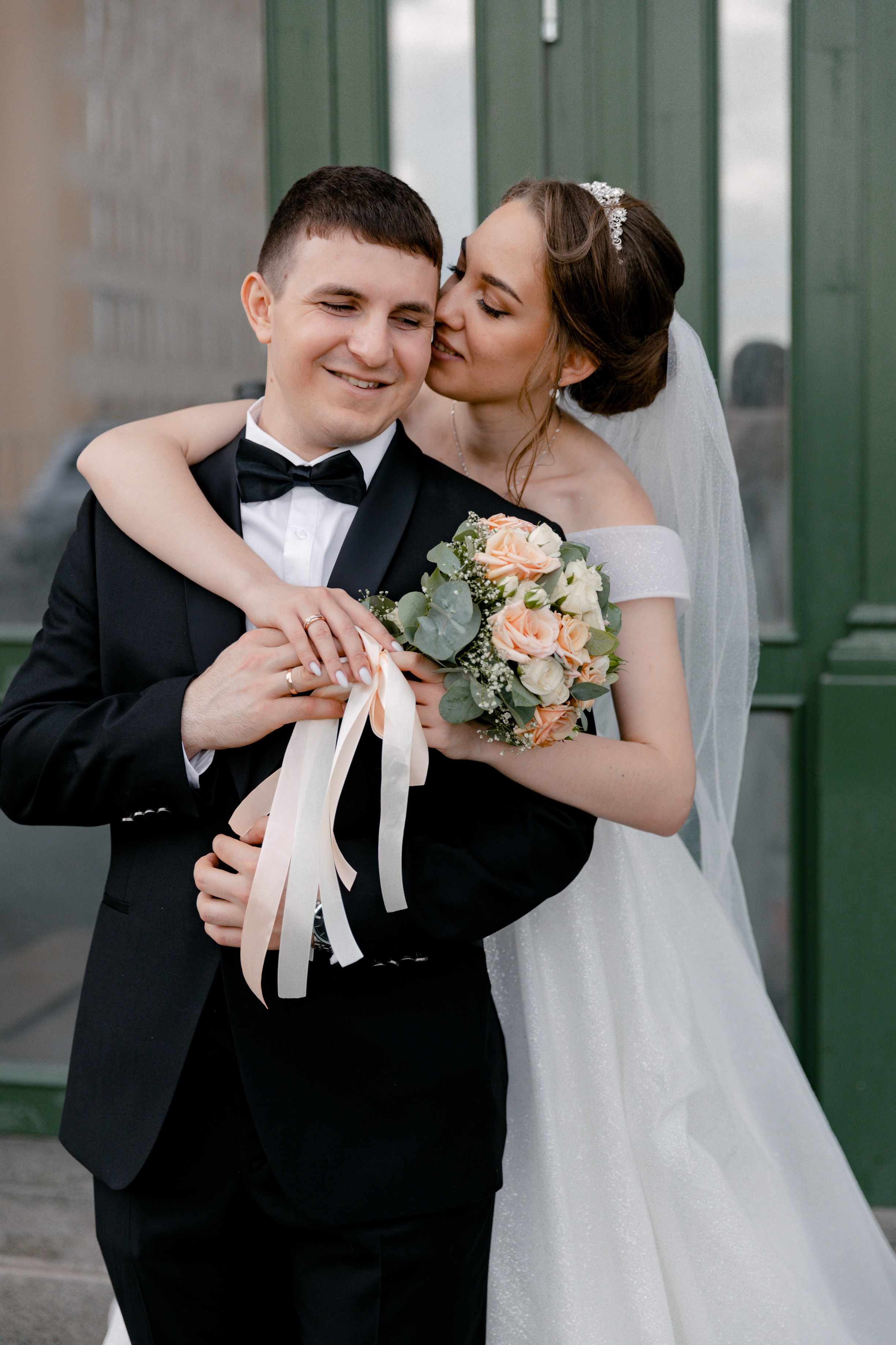 Свадебная прогулка. Камилла — свадебный и женский фотограф в Саратове