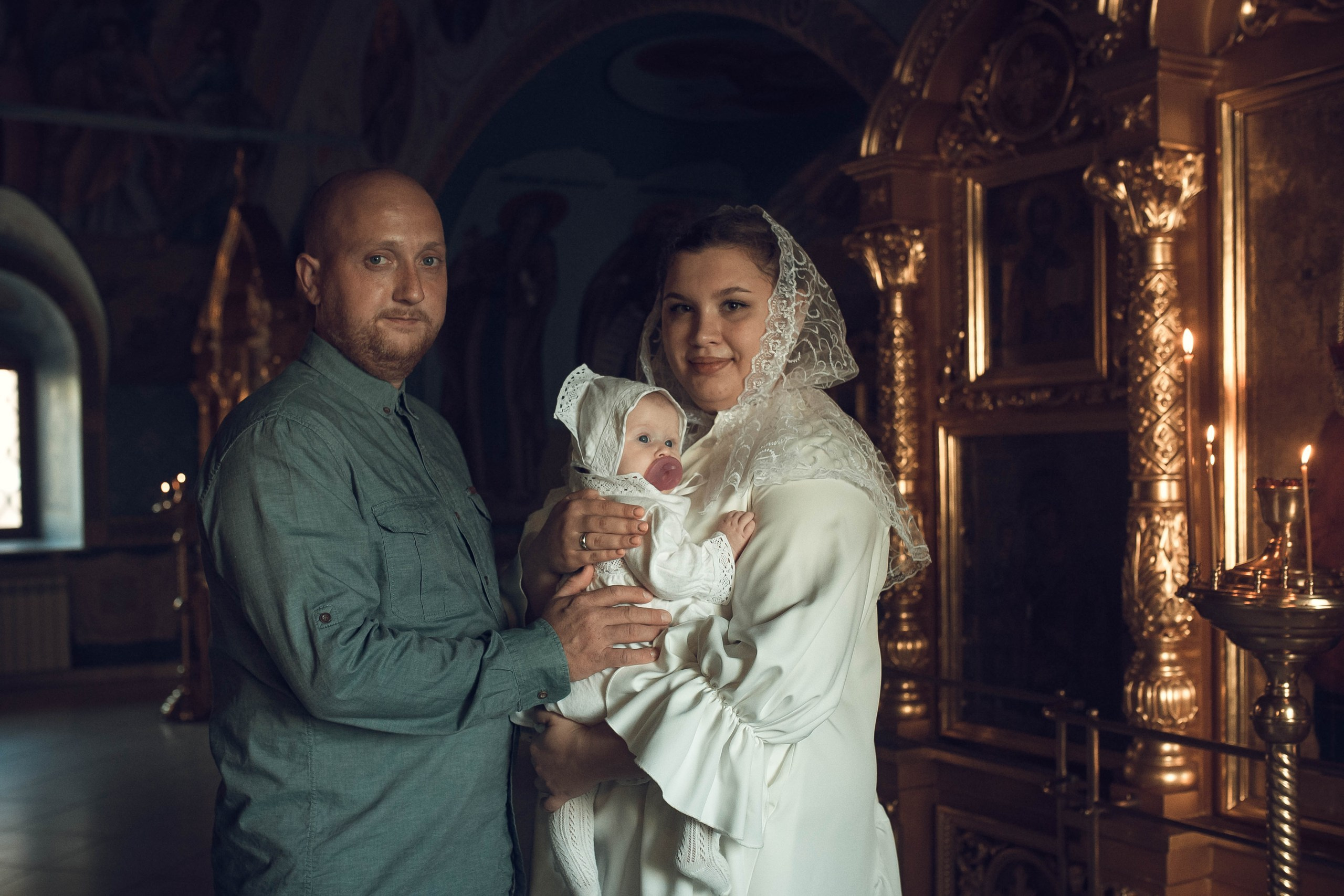 Крещение Екатерины в Троицком соборе Саратова. Фотограф на крещение в Саратове Марина Грушина