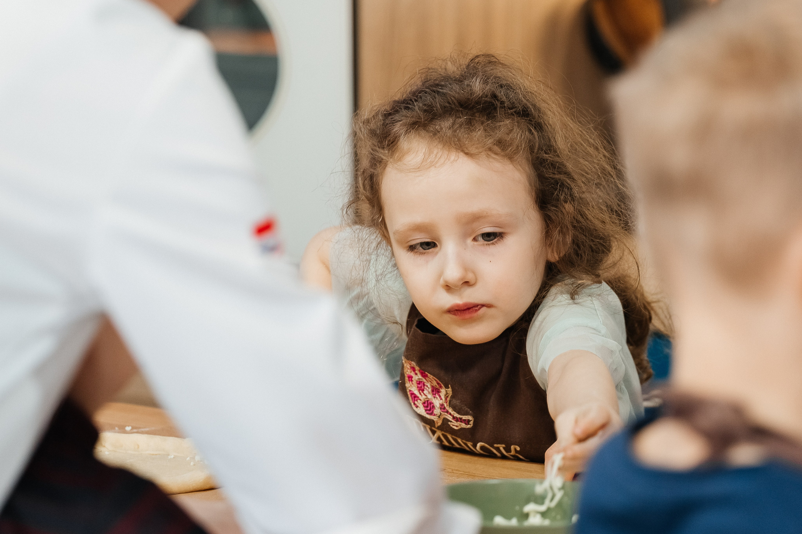 Детский мастер-класс в «АРТиШОК». Фотограф Кемерово | Сергей