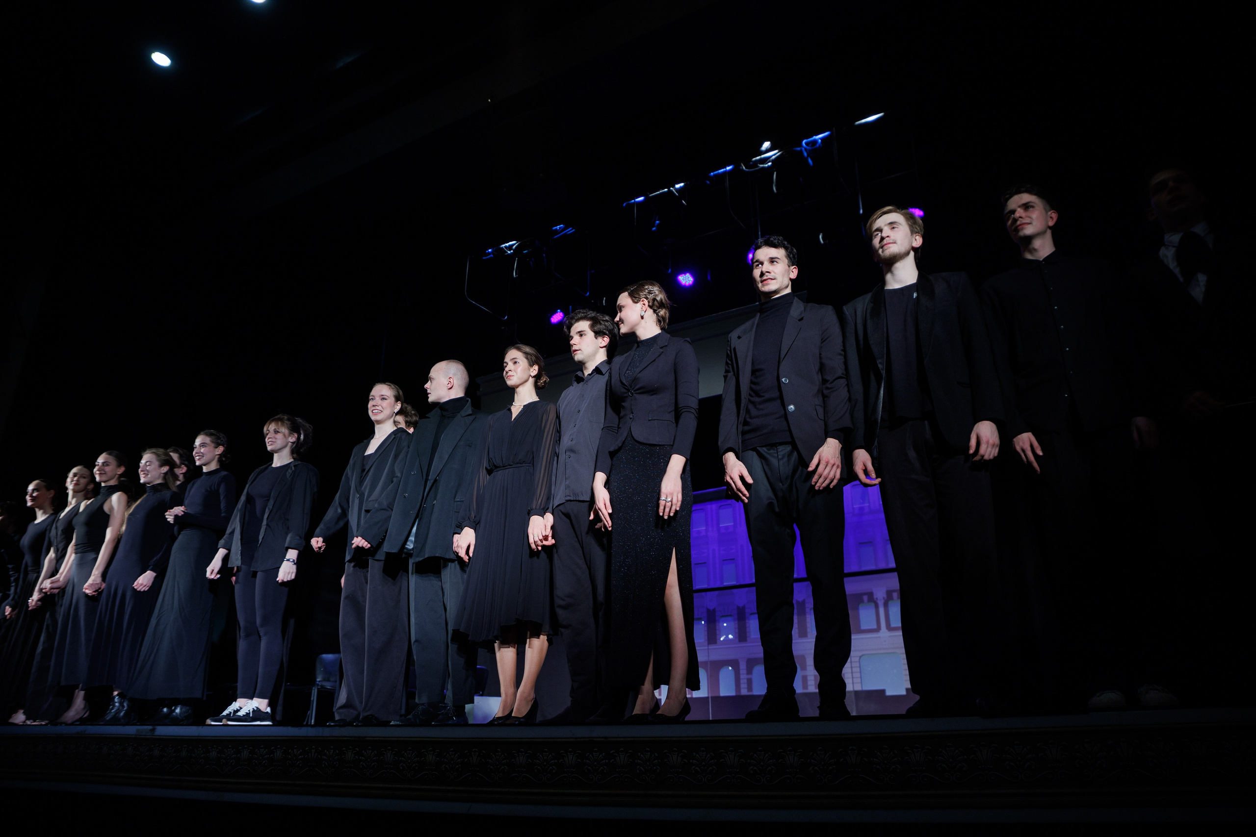 МХАТ. Новый квадрат. Фотограф городских и семейных событий Артем Карпухин