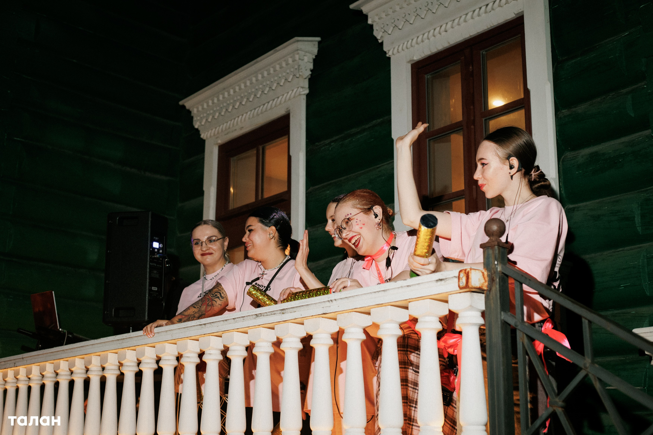 ВИНОТЕКА [бар+магаз] — BIRTHDAY PARTY. СВОИ. ФОТООТЧЕТЫ-СОБЫТИЯ-МЕСТА