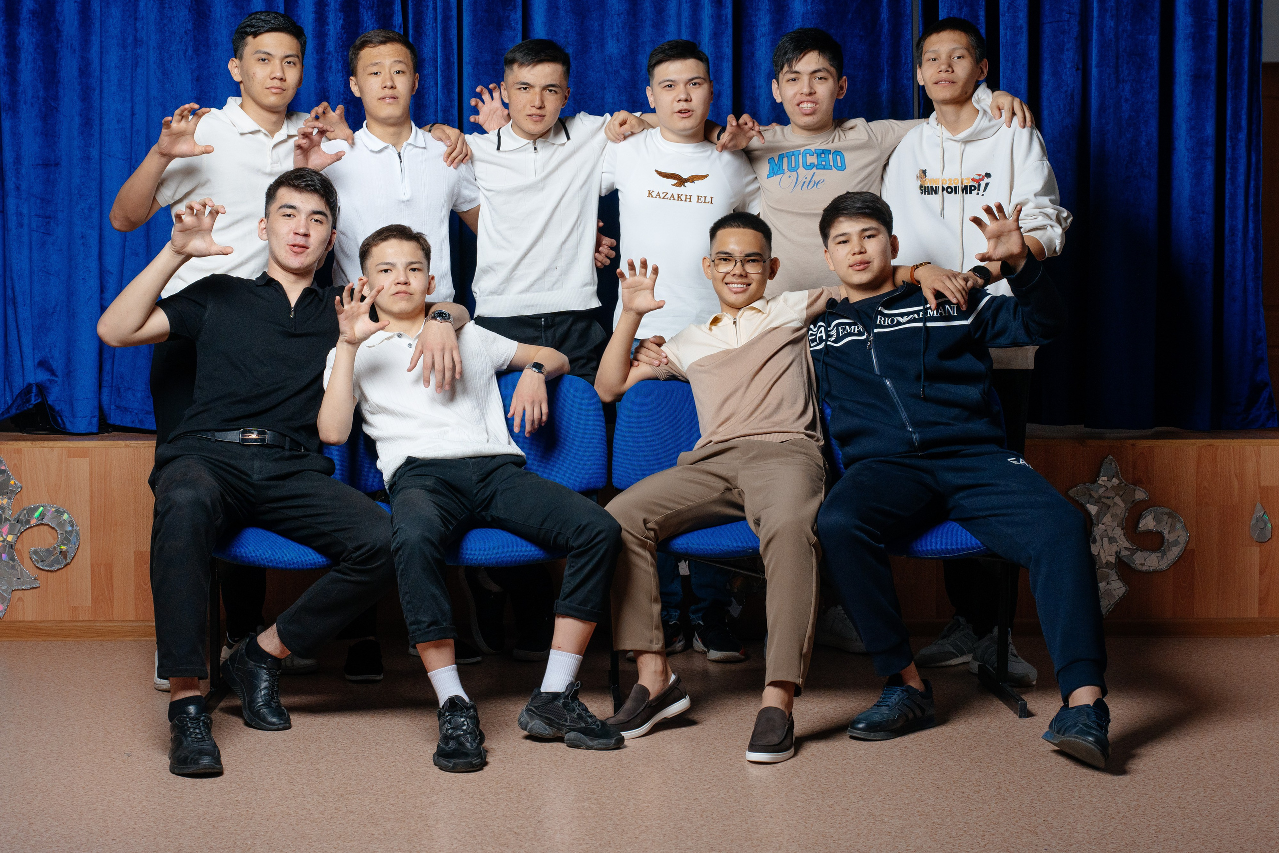 Общие кадры в школе. Выпускные альбомы в Нур-Султане (Астана) и по всему Казахстану